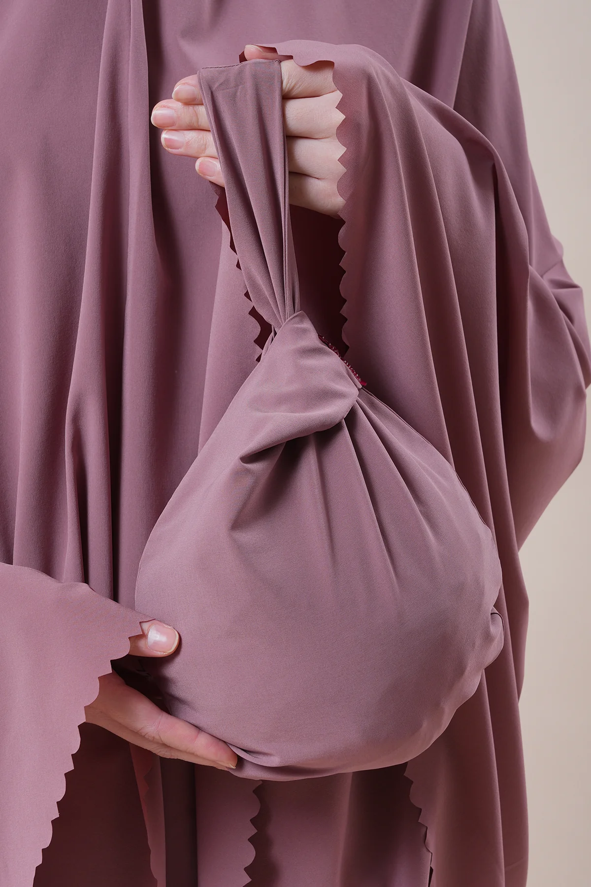 Telekung Flair Aria Deen