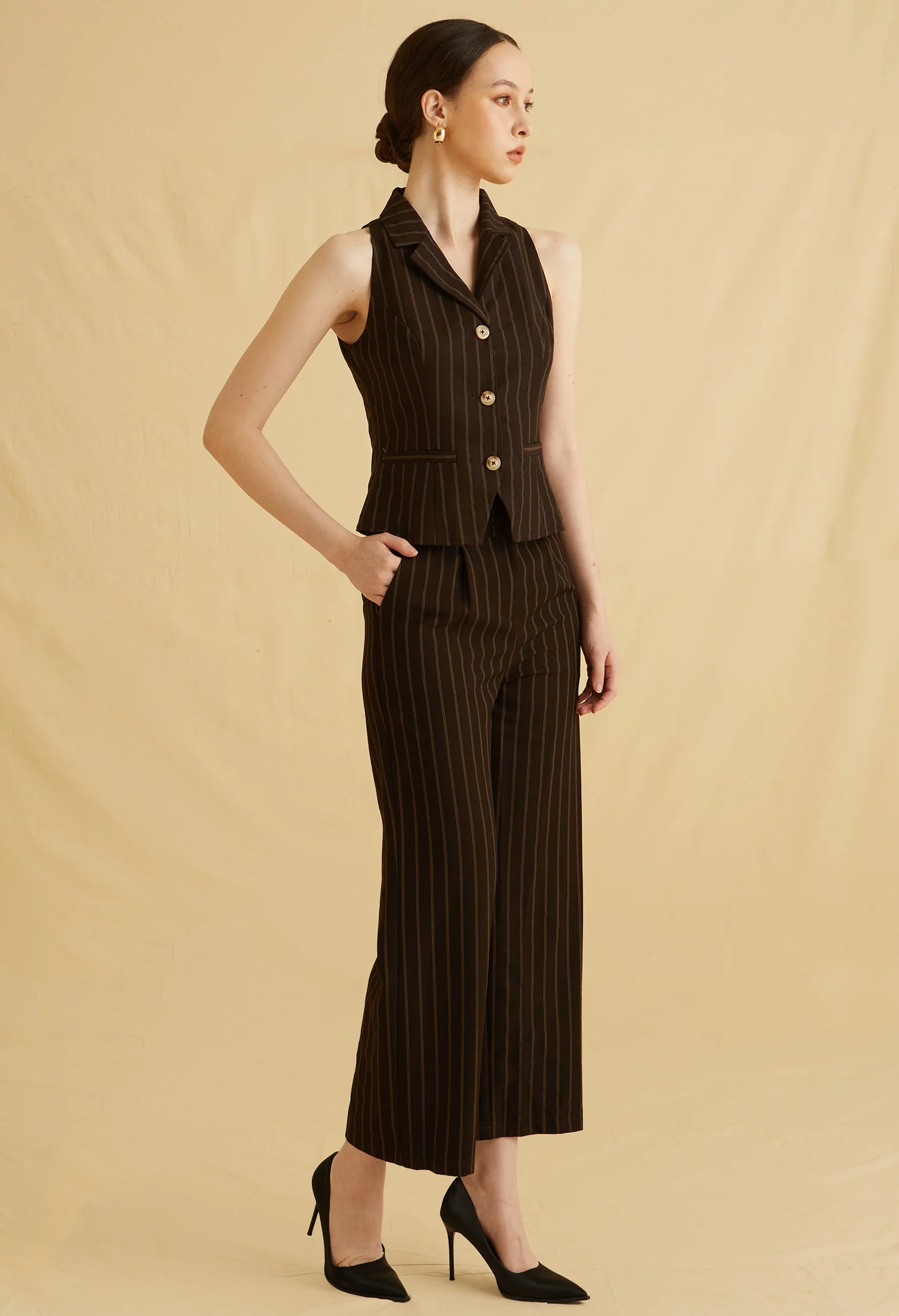 Sharp Line Straight Pants