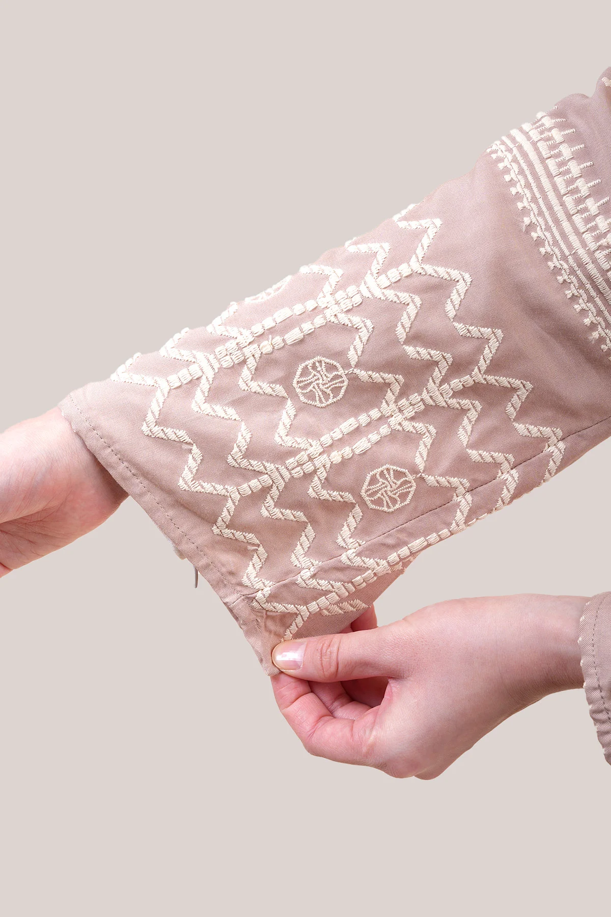 Darasha Embroidery Abaya