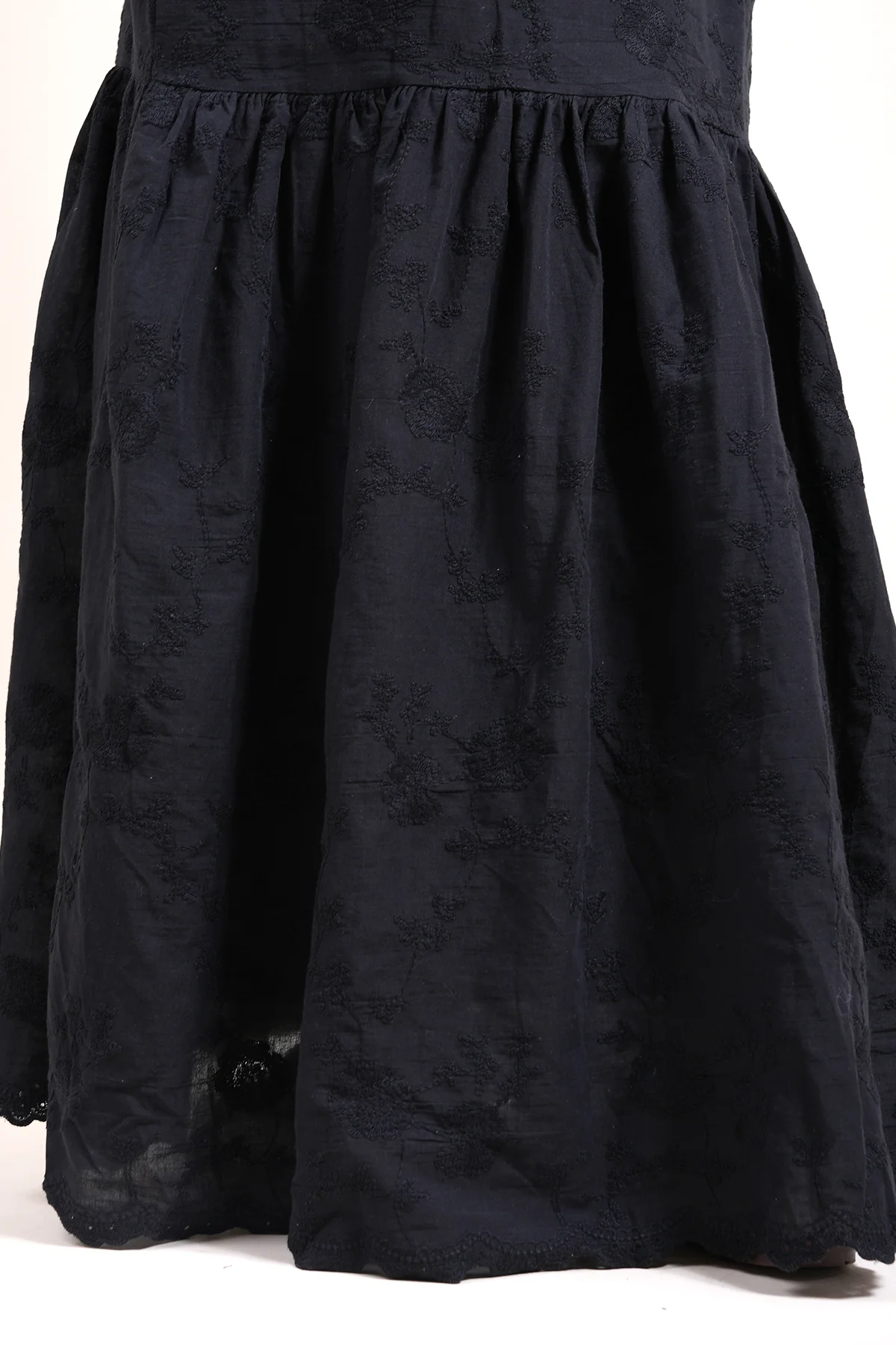 Jazmine Embroidery Jubah