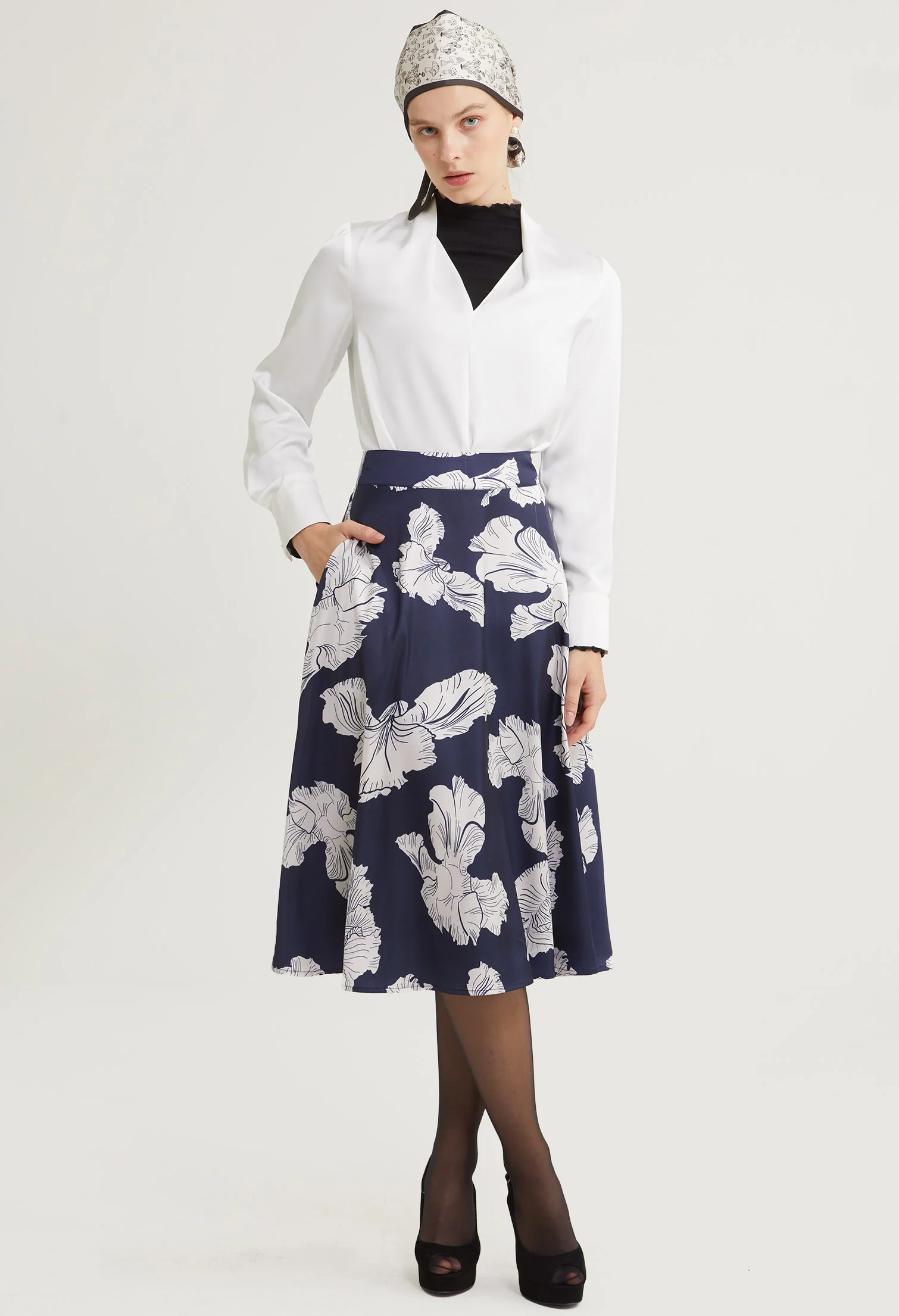 Whisper Allure Long Sleeves Blouse