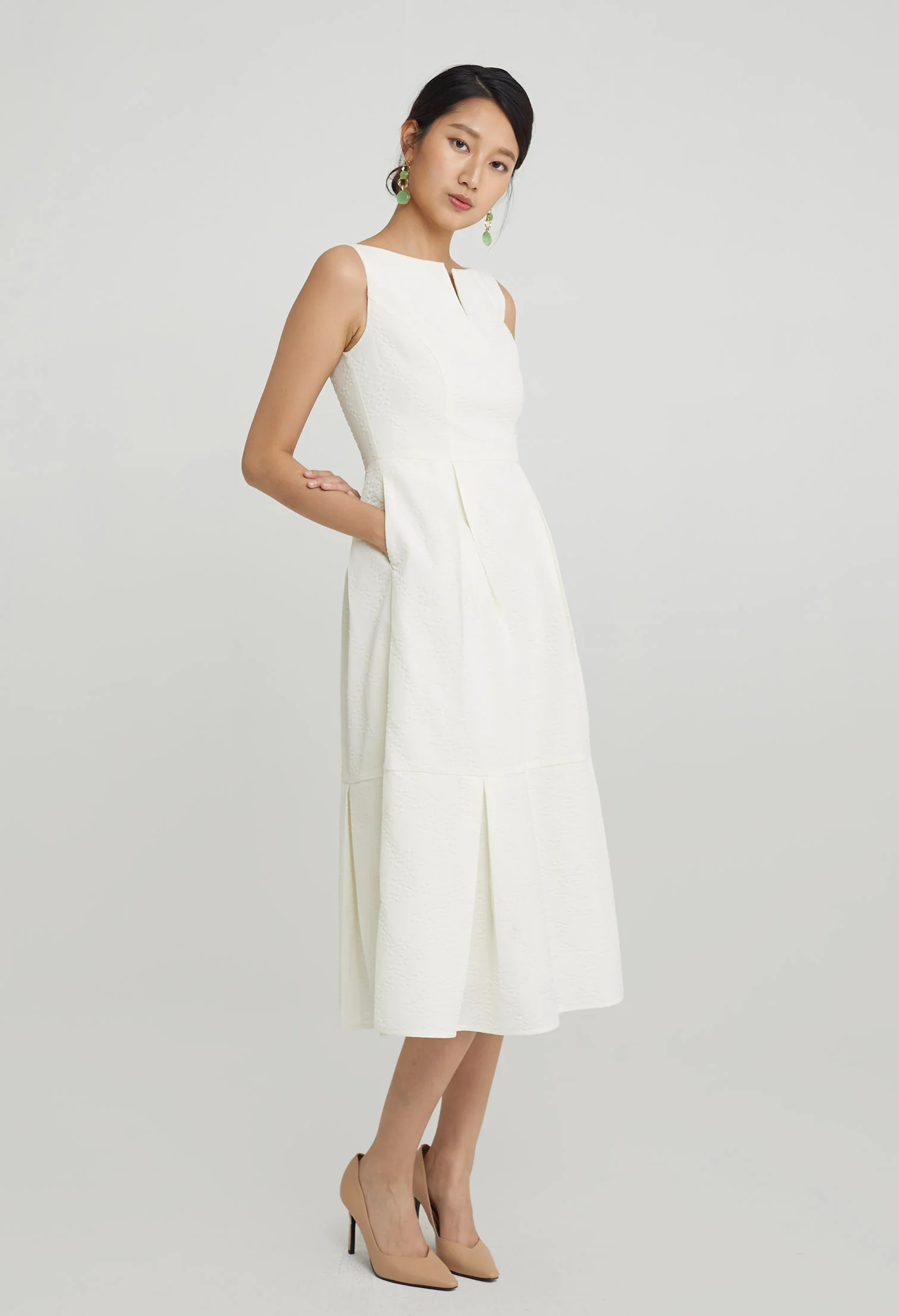 Yin-Yang Front Slit Midi Dress