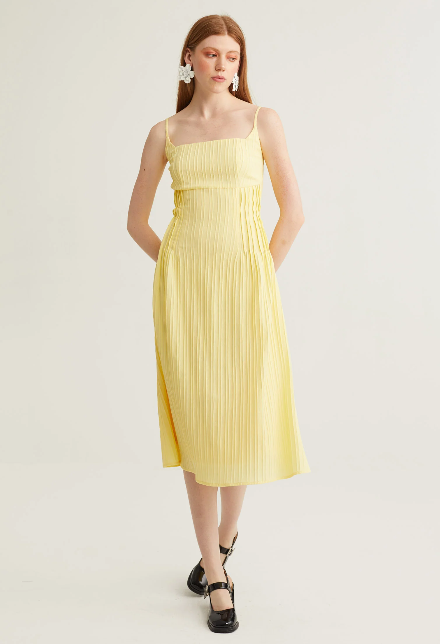 Squared Neck Pleated Midi Dress