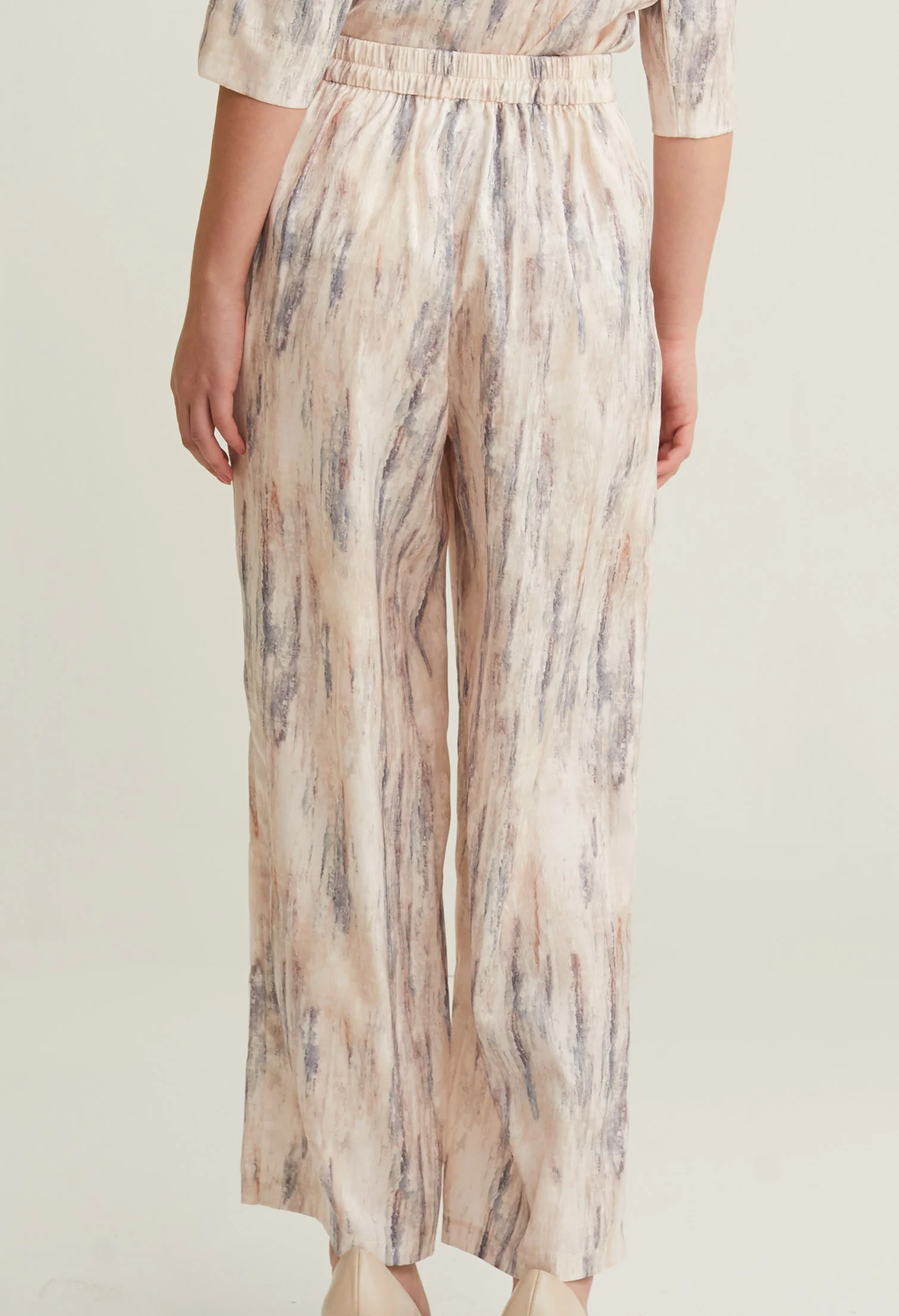 nichii X NURITA HARITH Silk Patterned Straight Pants