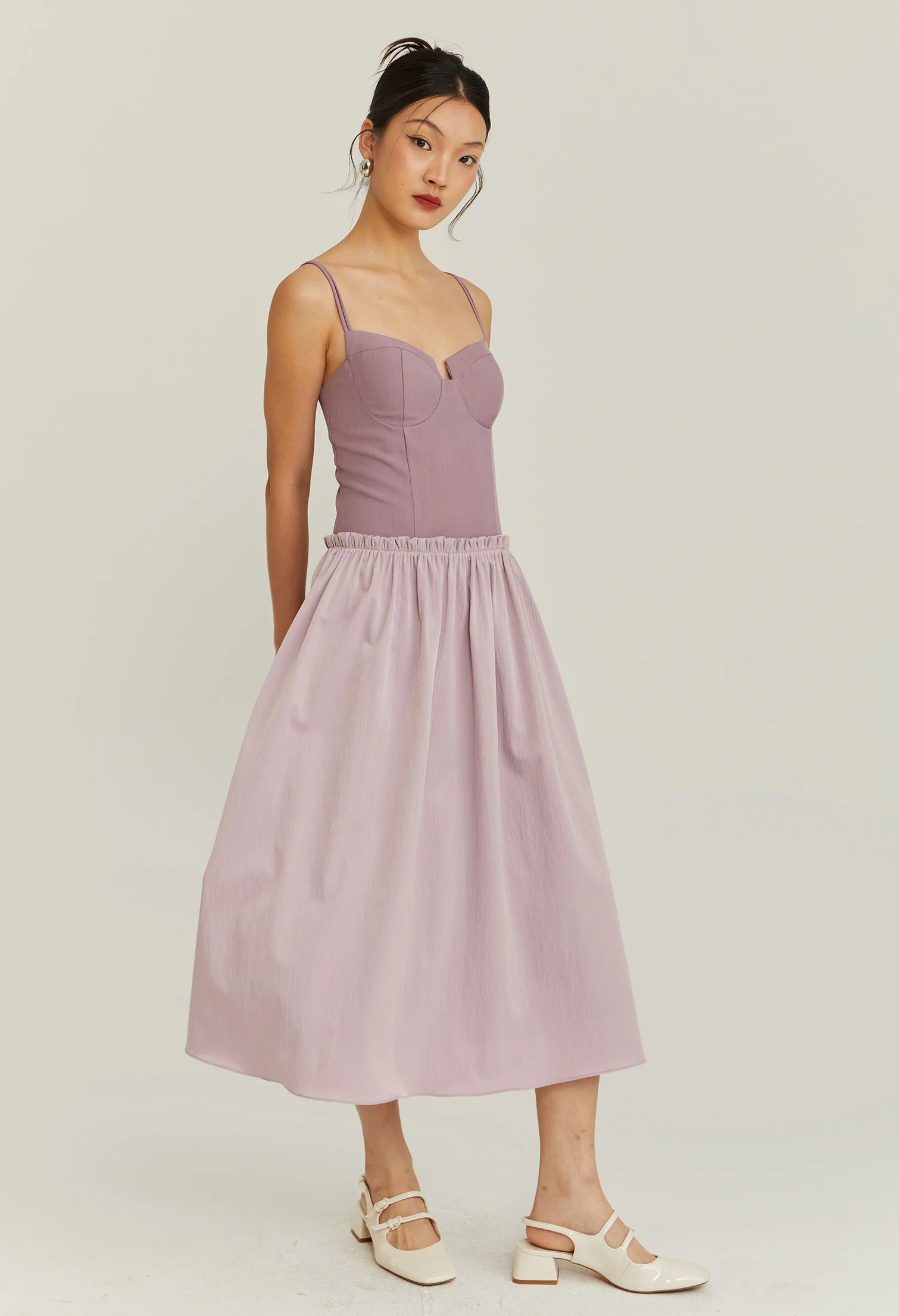 Dusklace Sweetheart Midi Dress