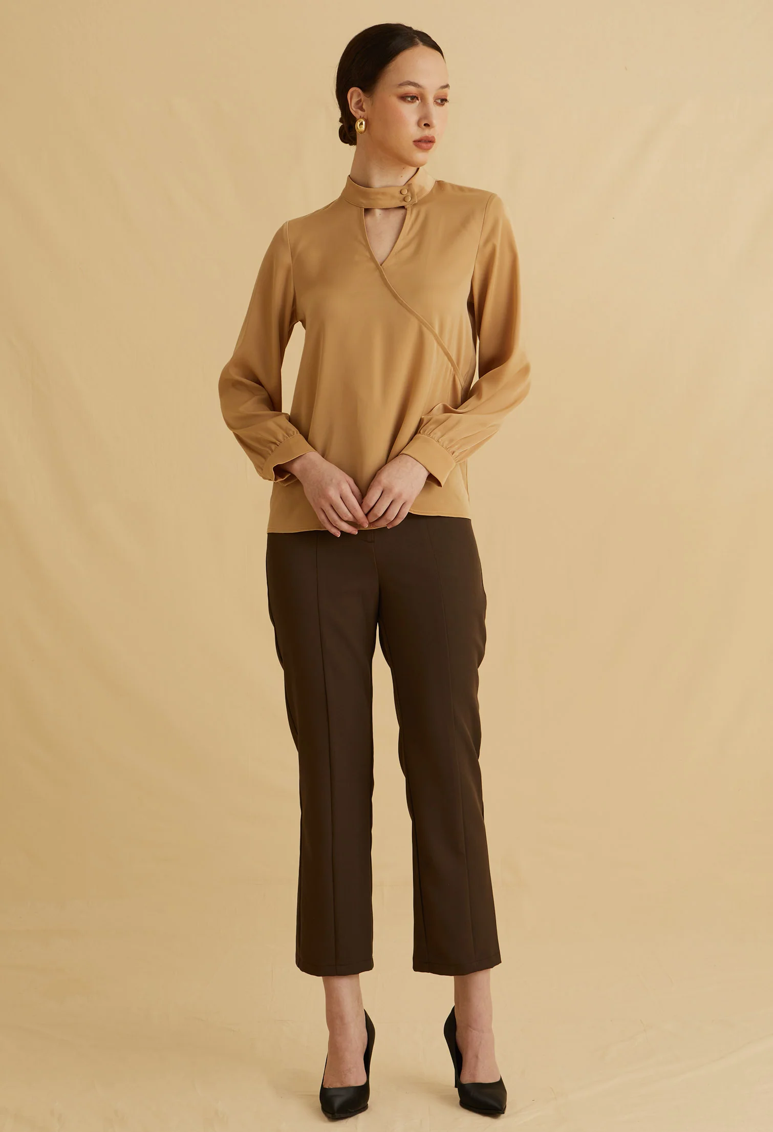 Satin Mist Keyhole Top