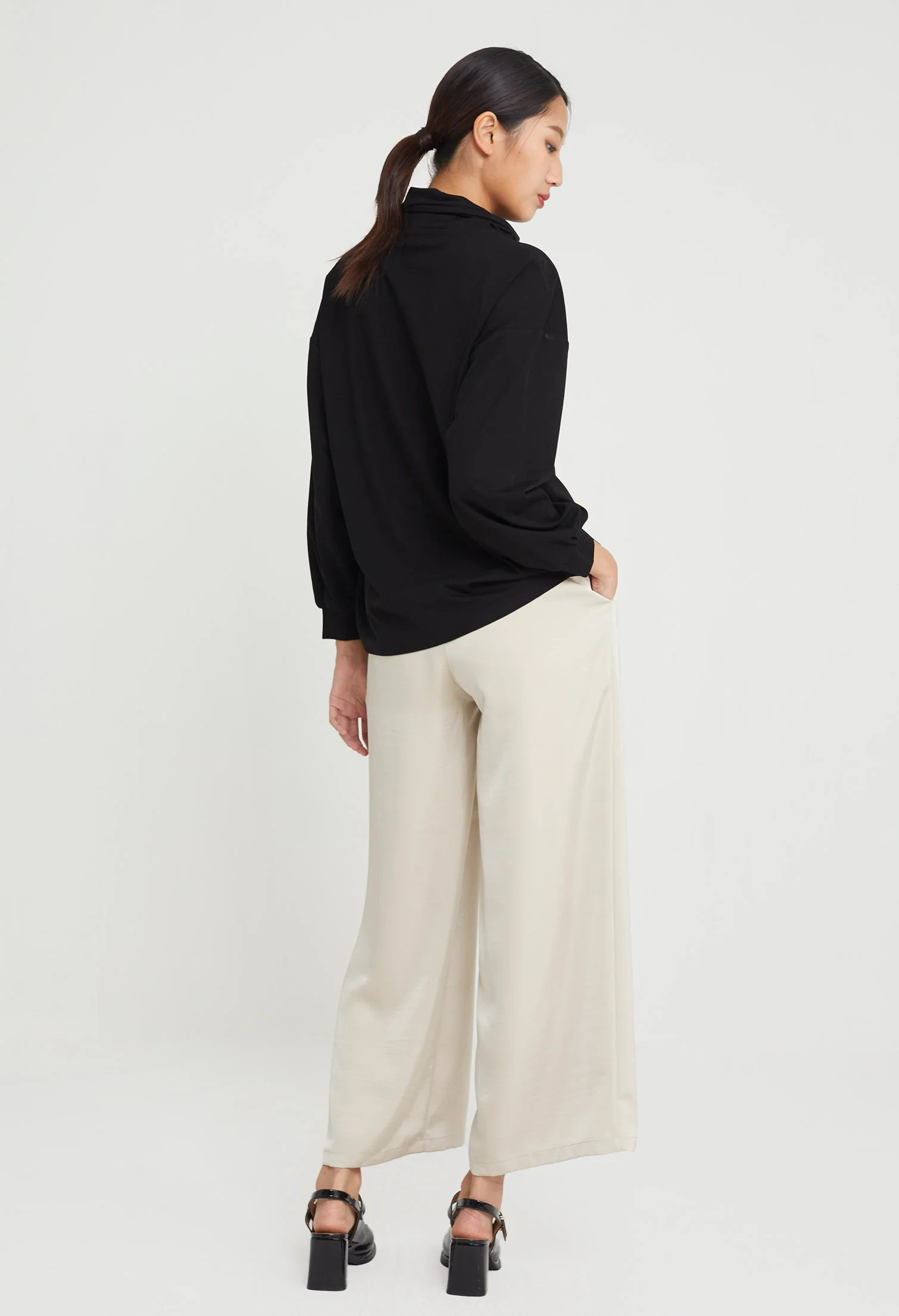 Casual Long Sleeves Turtle-Neck Top