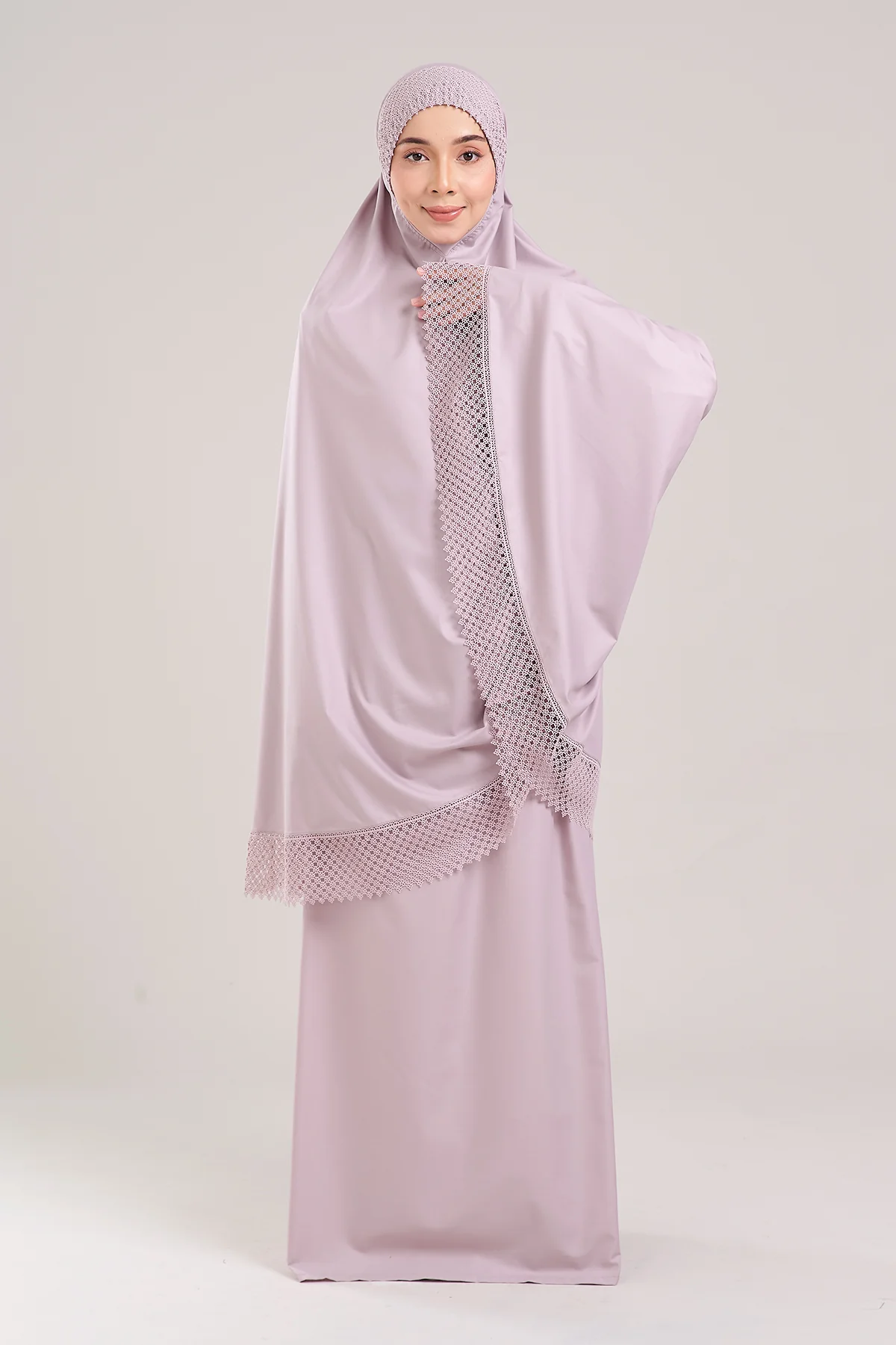 Telekung Modish Akira