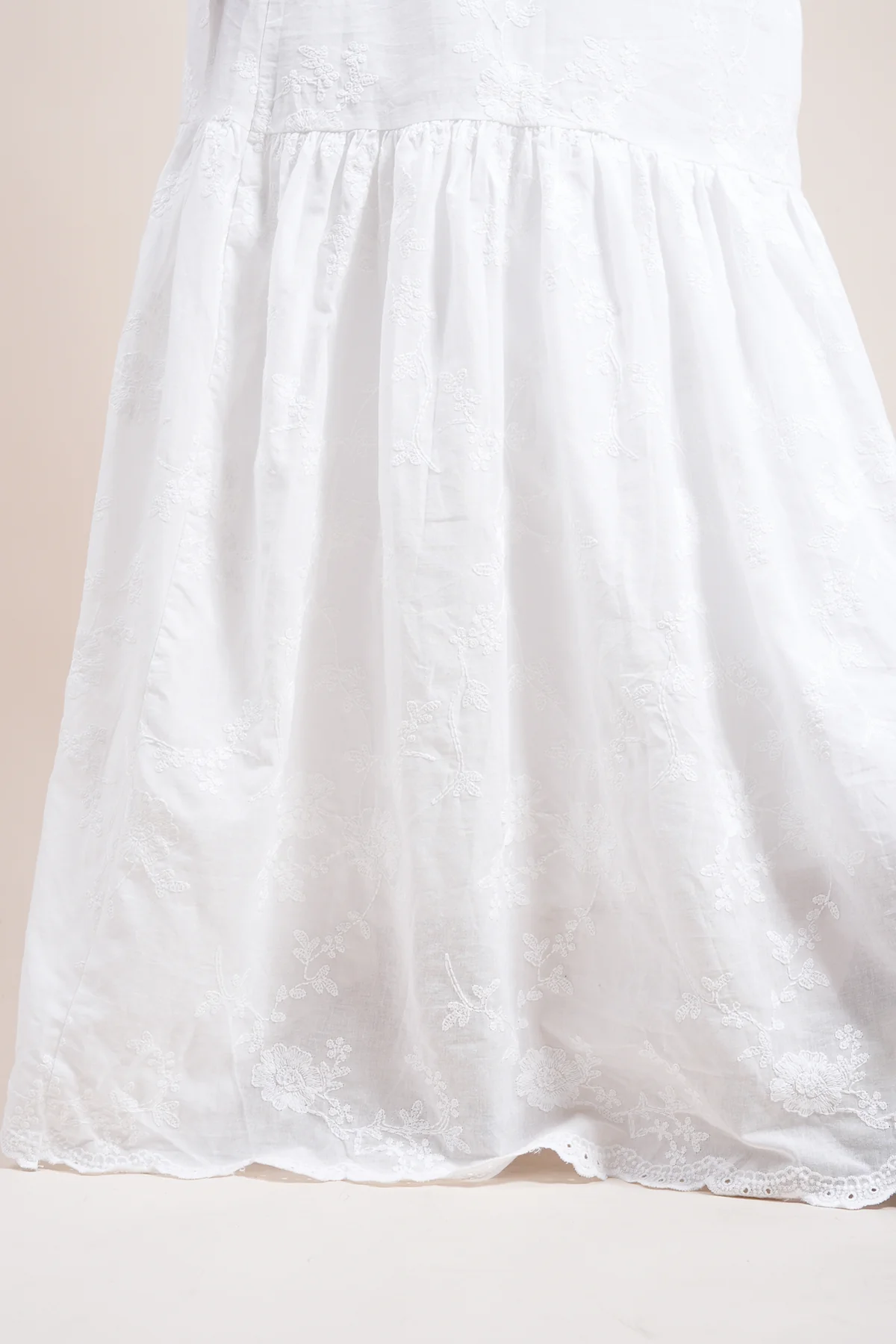 Jazmine Embroidery Jubah