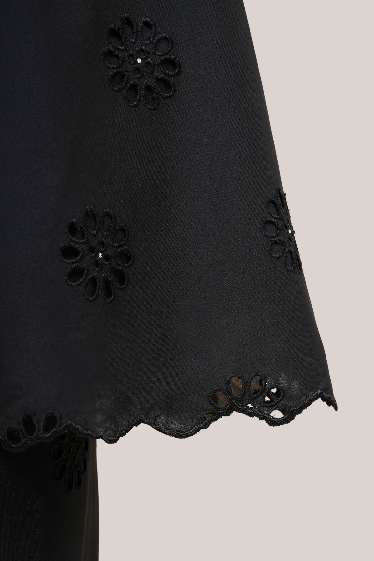 Telekung Maharani Broderie Zahara