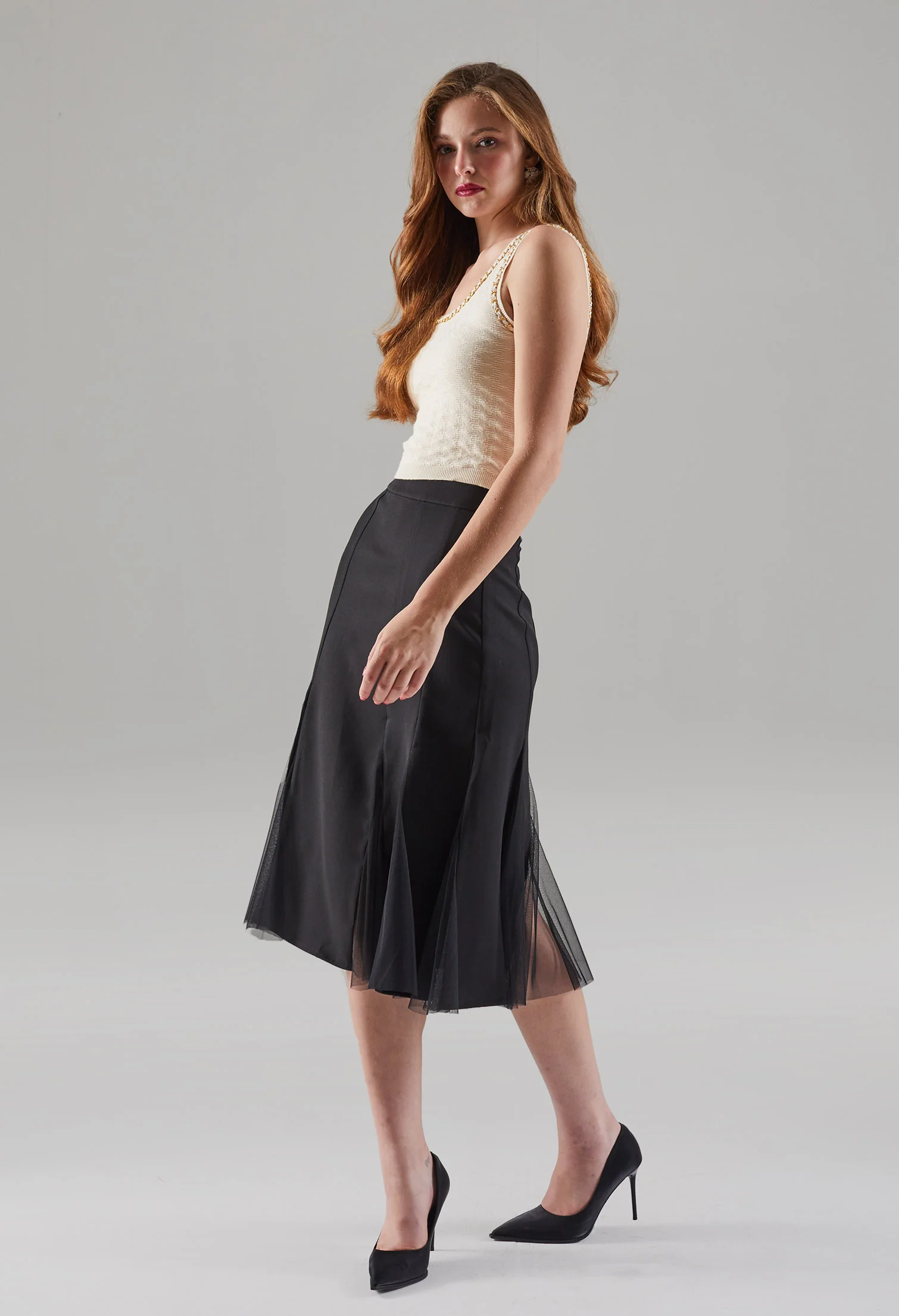 Faux Chained Knitted Sleeveless Top