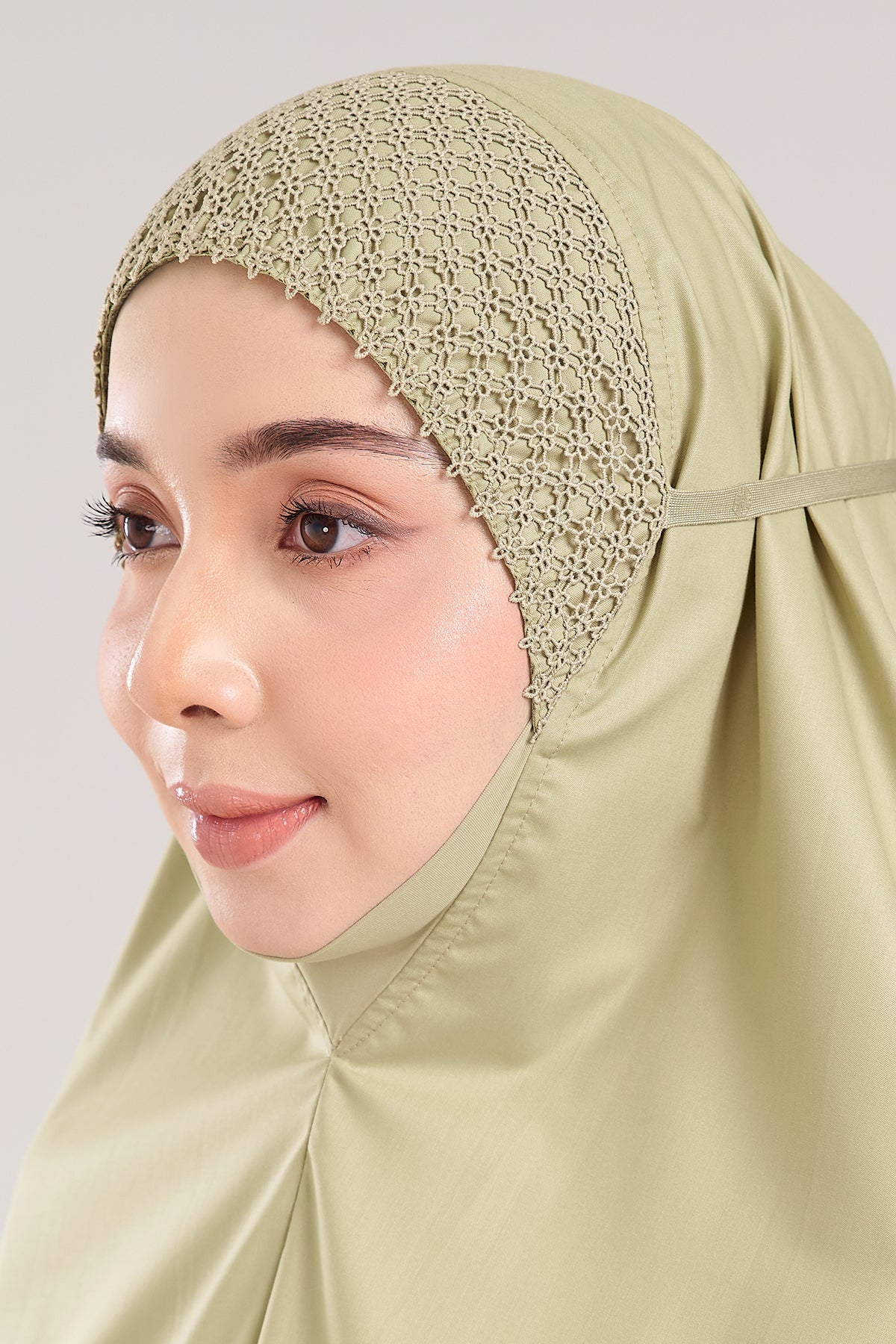 Telekung Modish Akira