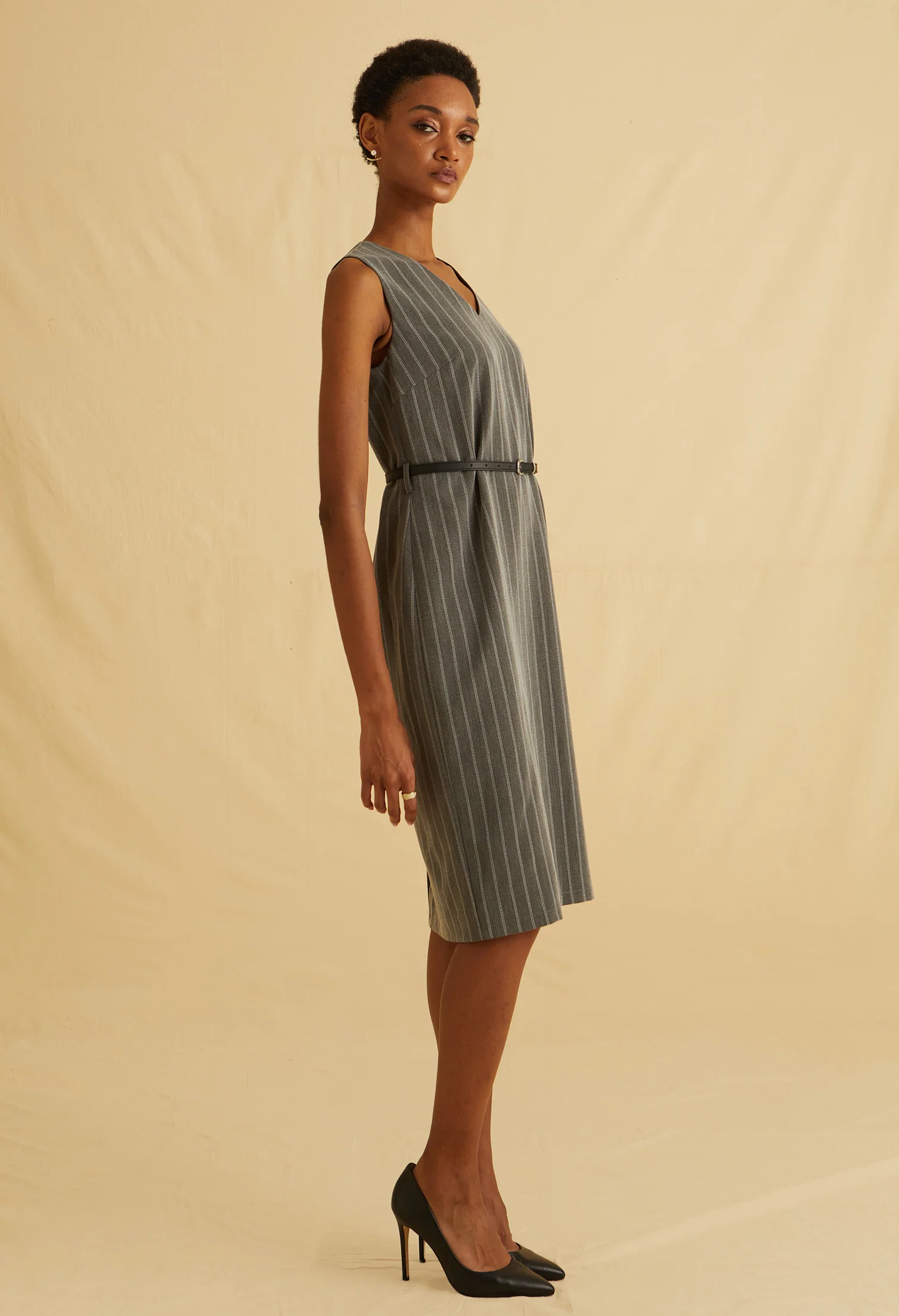 Sharp Line Midi Dress