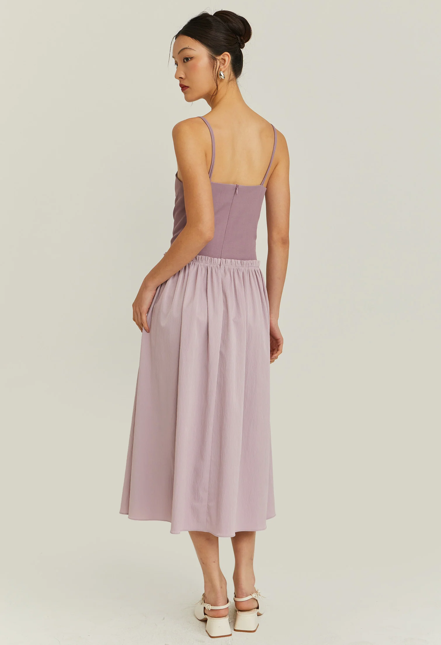 Dusklace Sweetheart Midi Dress