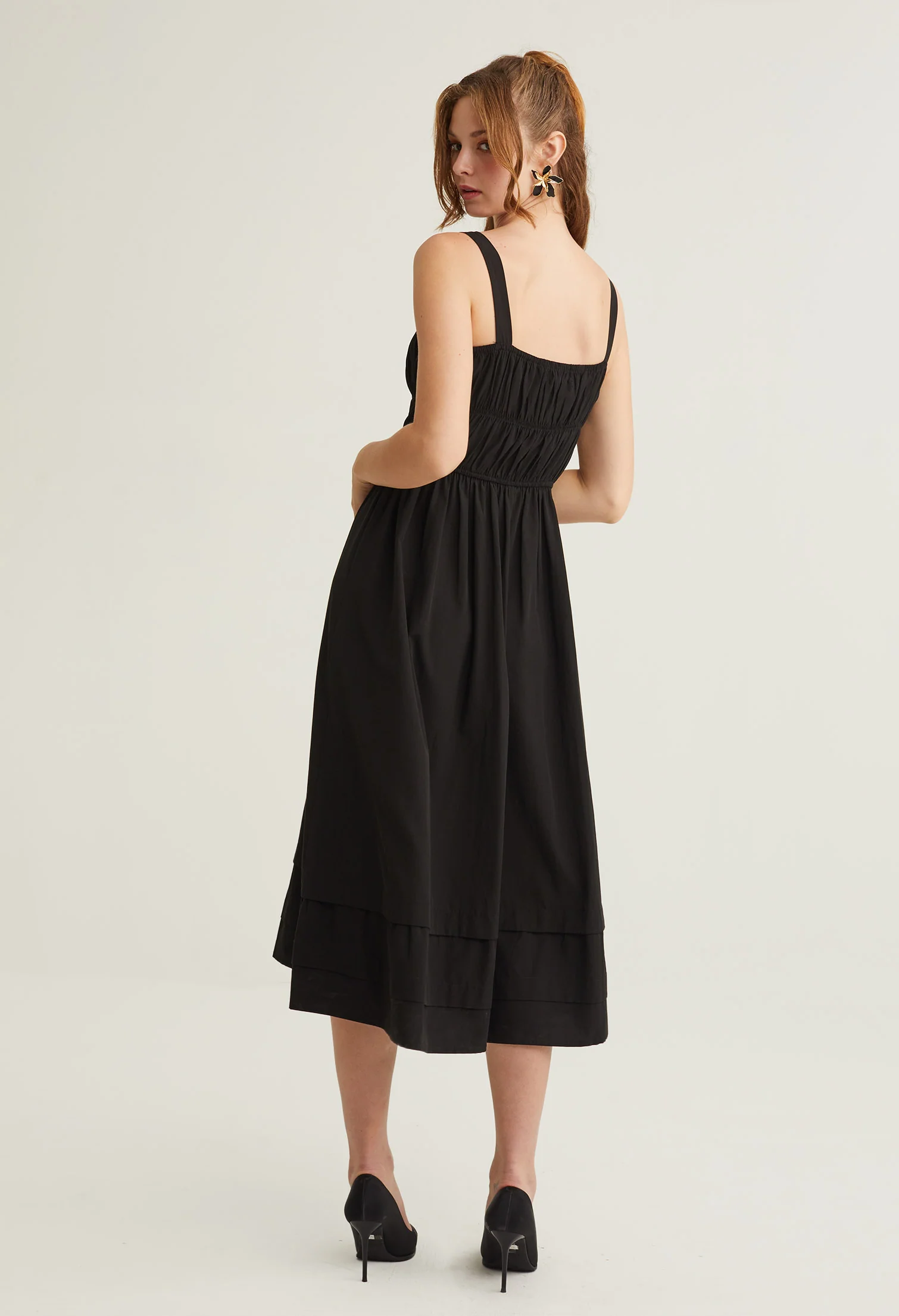 Pleated Sweetheart Midi Dress