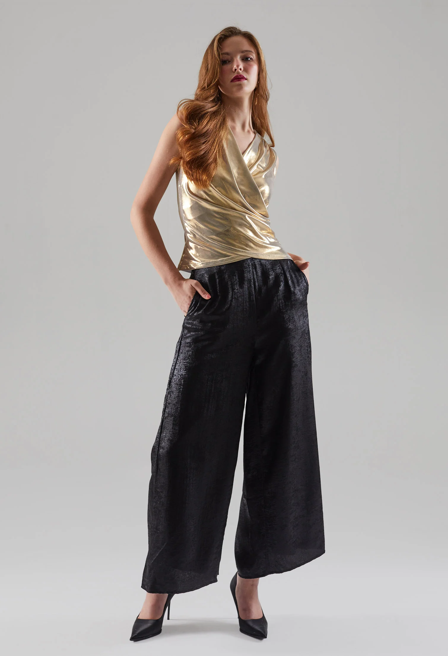 Metallic Ruched Sleeveless Top