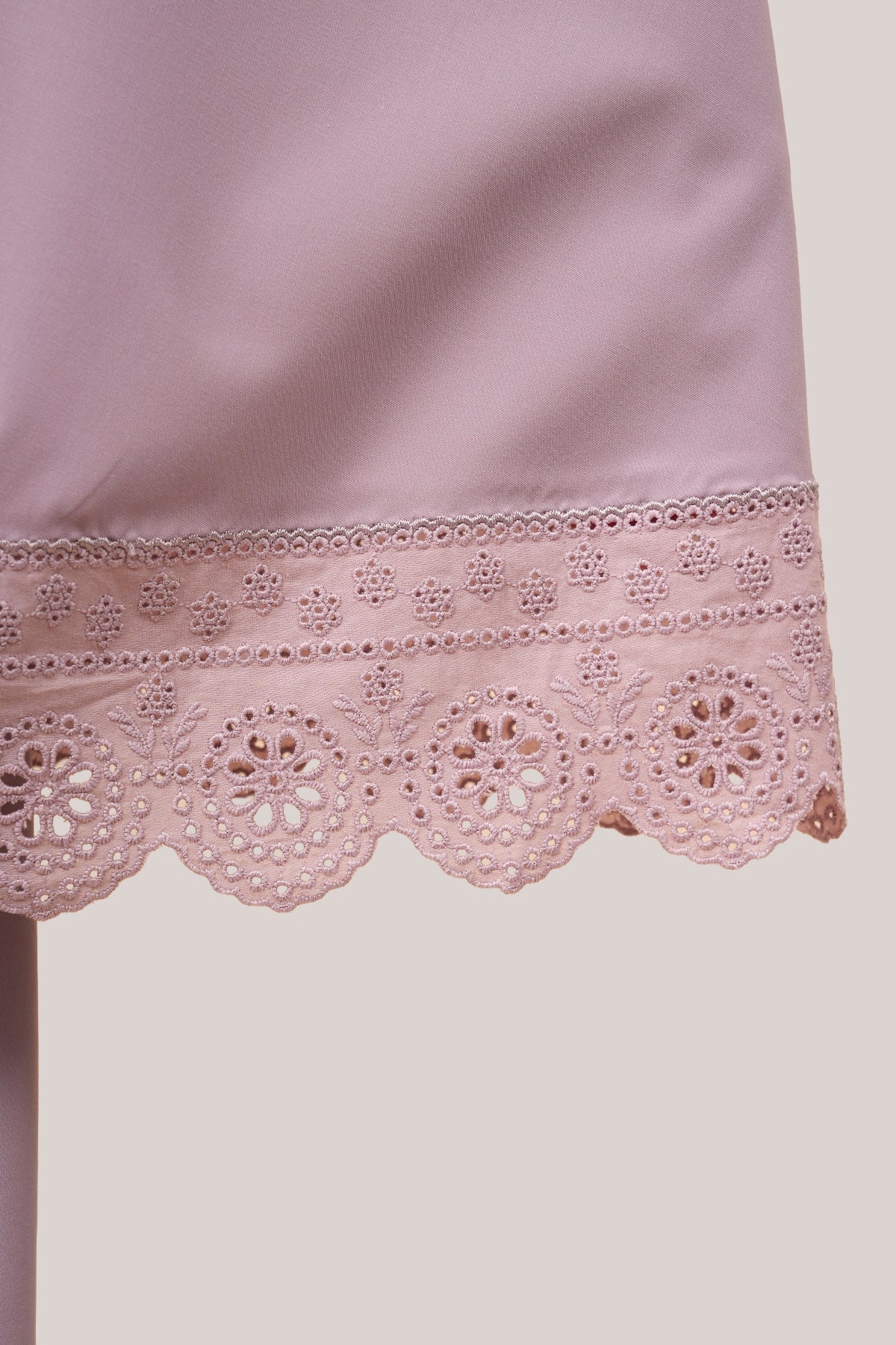 Telekung Signature Razia