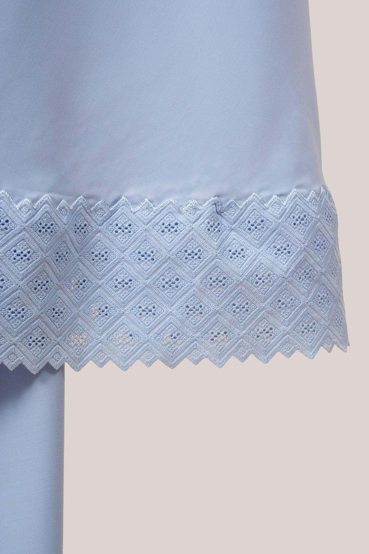 Telekung Harmony Signature Elara