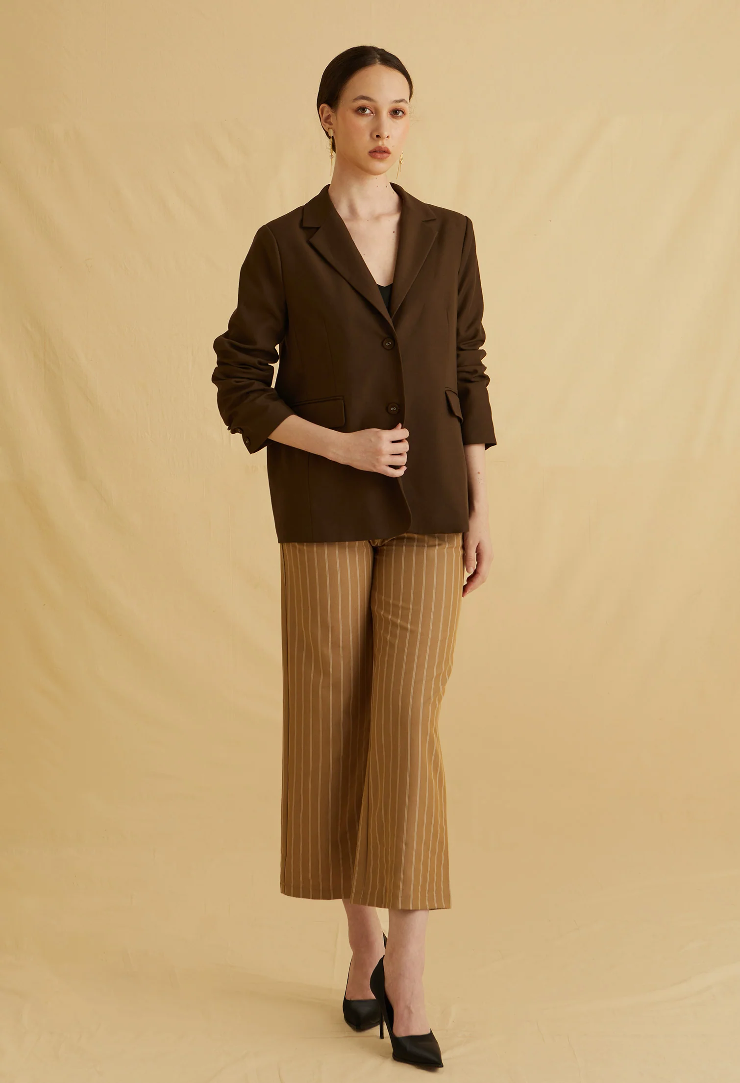 Refined Frame V-Neck Blazer