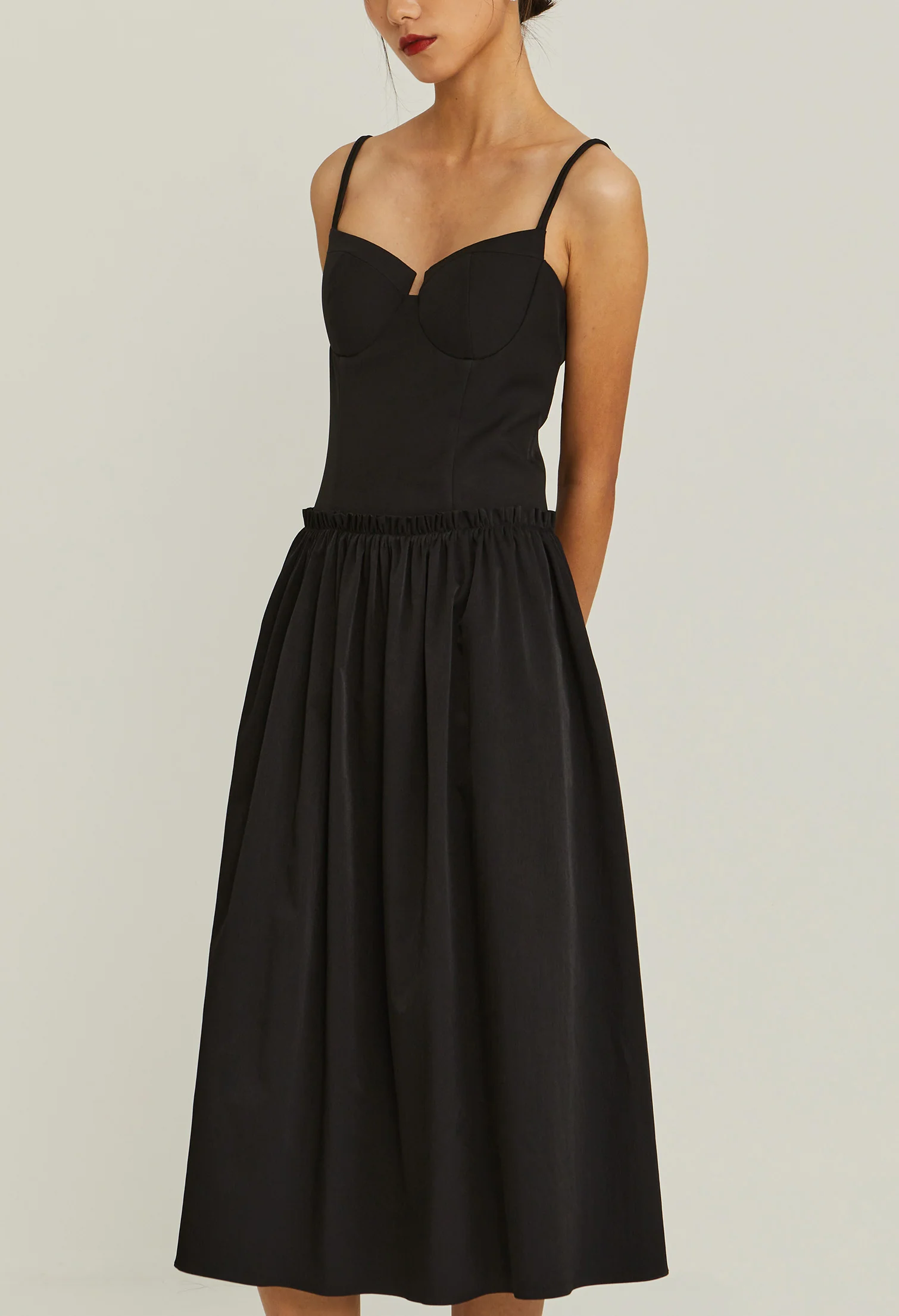 Dusklace Sweetheart Midi Dress