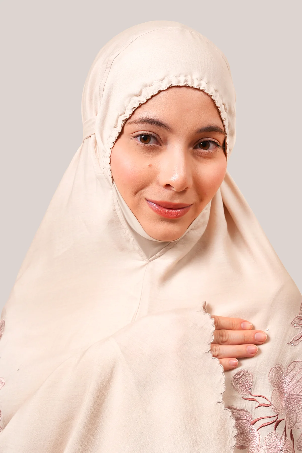 Telekung Broderie Anayya