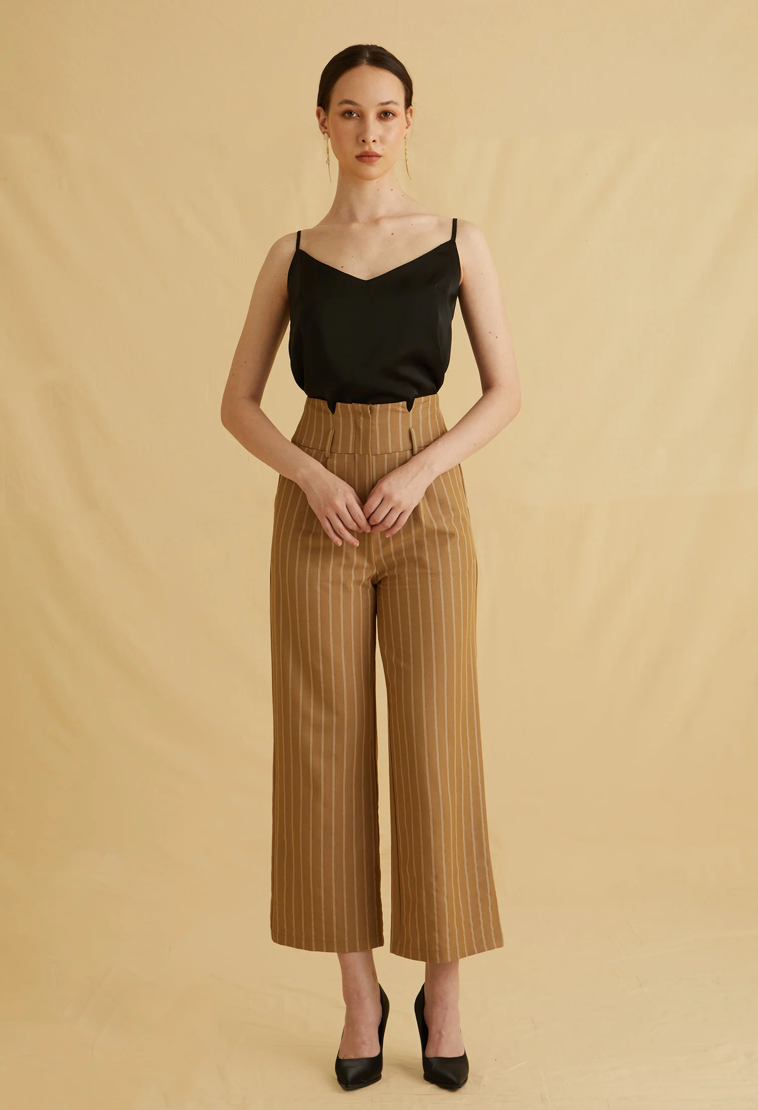 Sharp Line Straight Pants