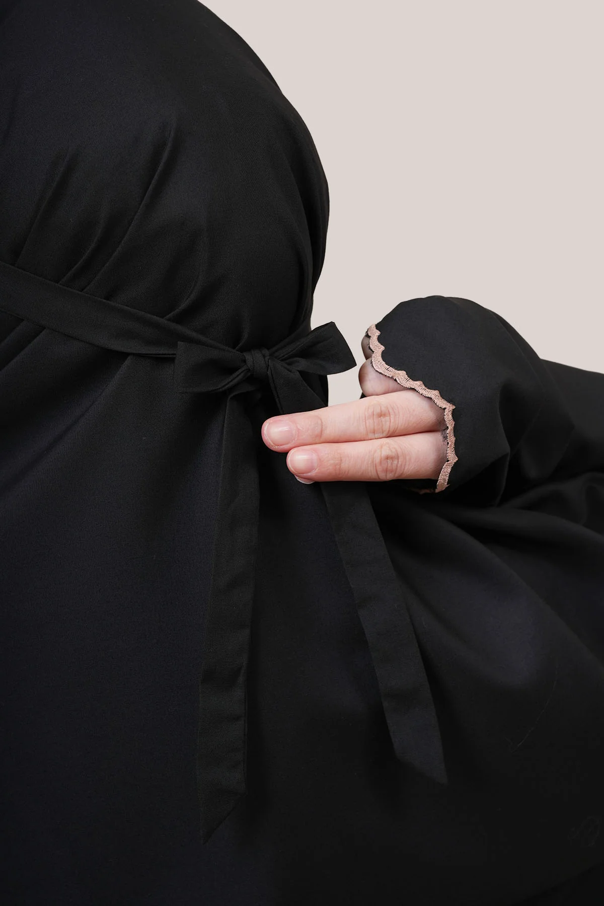 Telekung Maharani Broderie Zaima