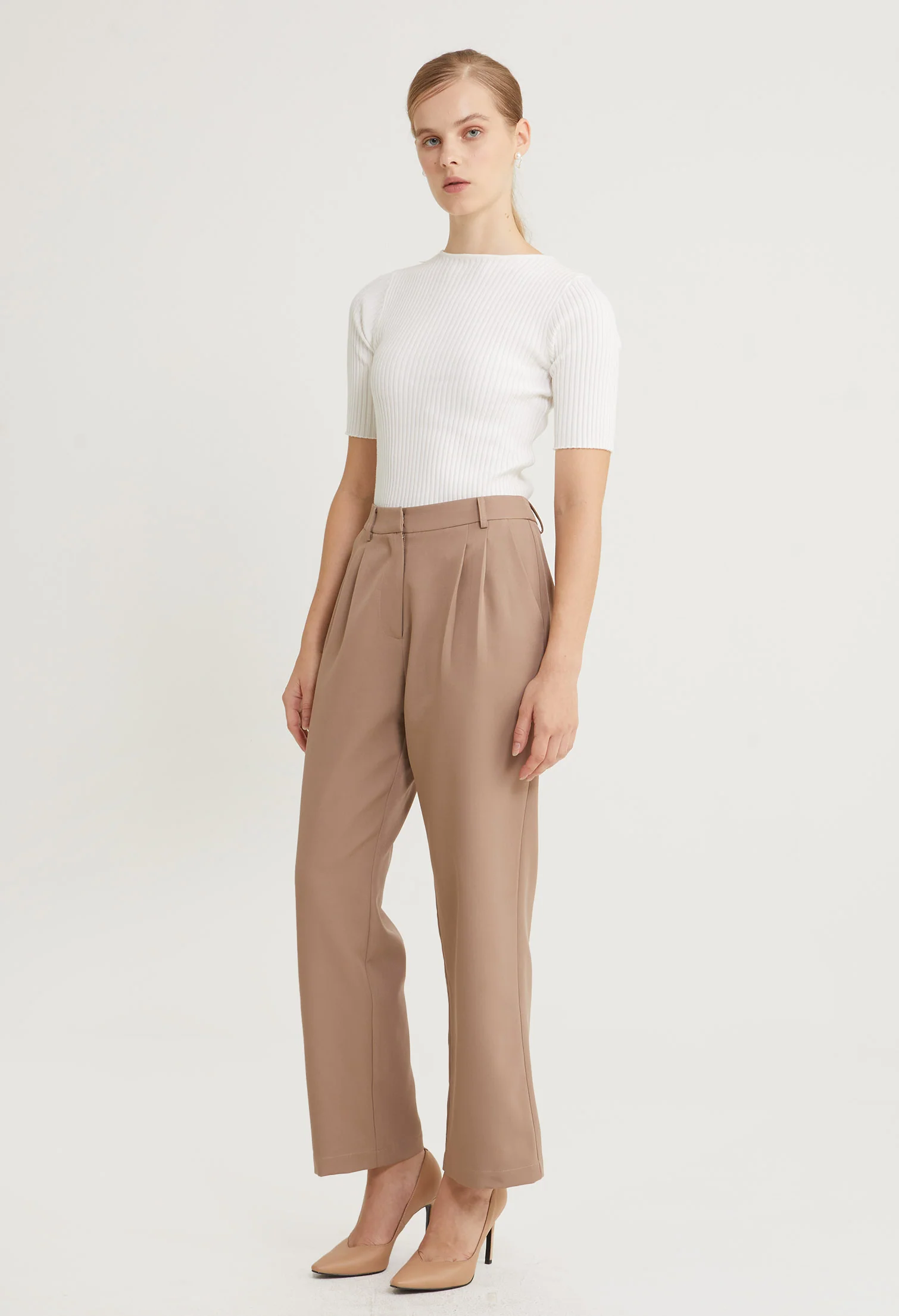 Metropolitan Straight Cut Pants