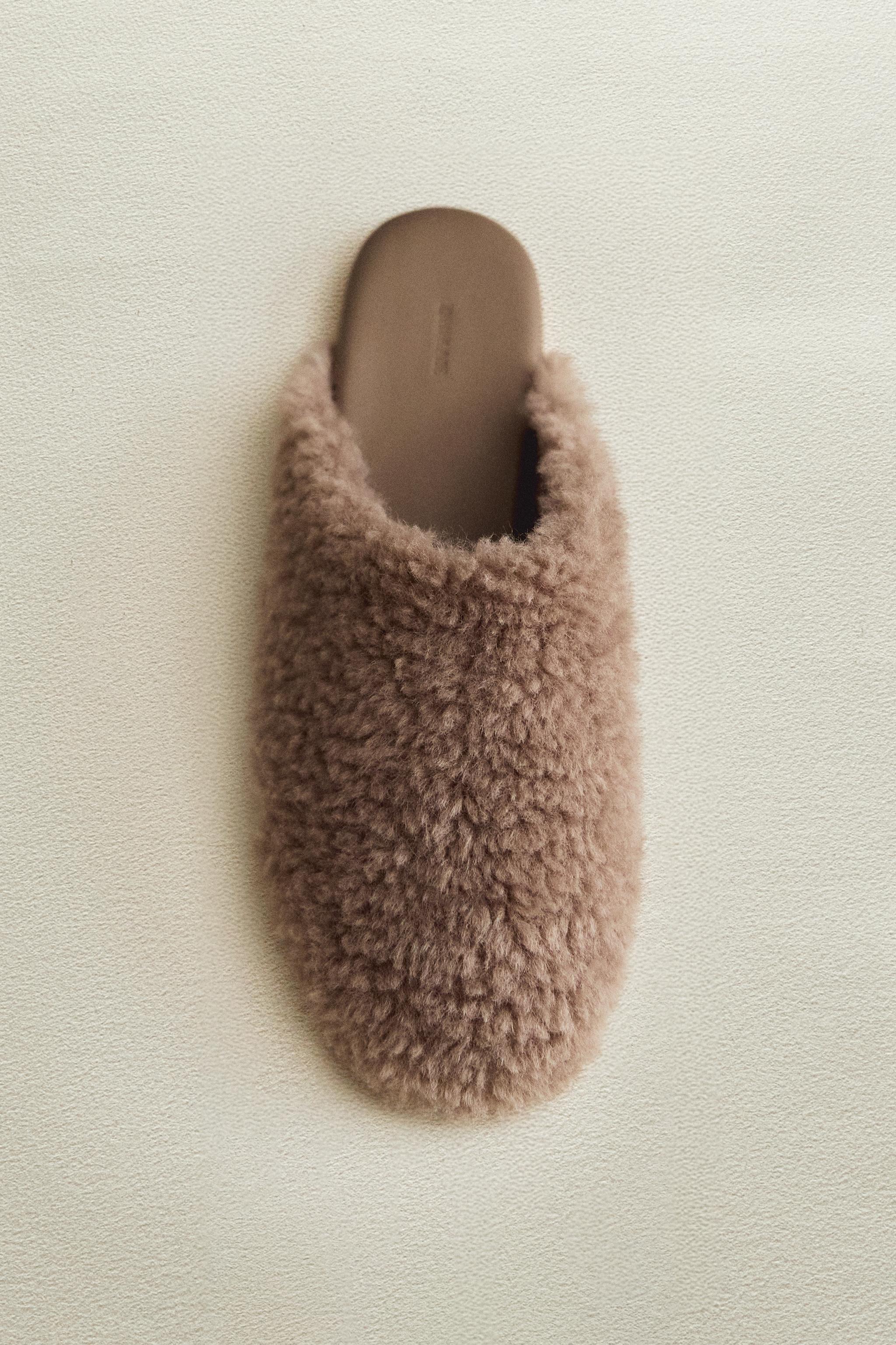 WARM LEATHER MULE SLIPPERS