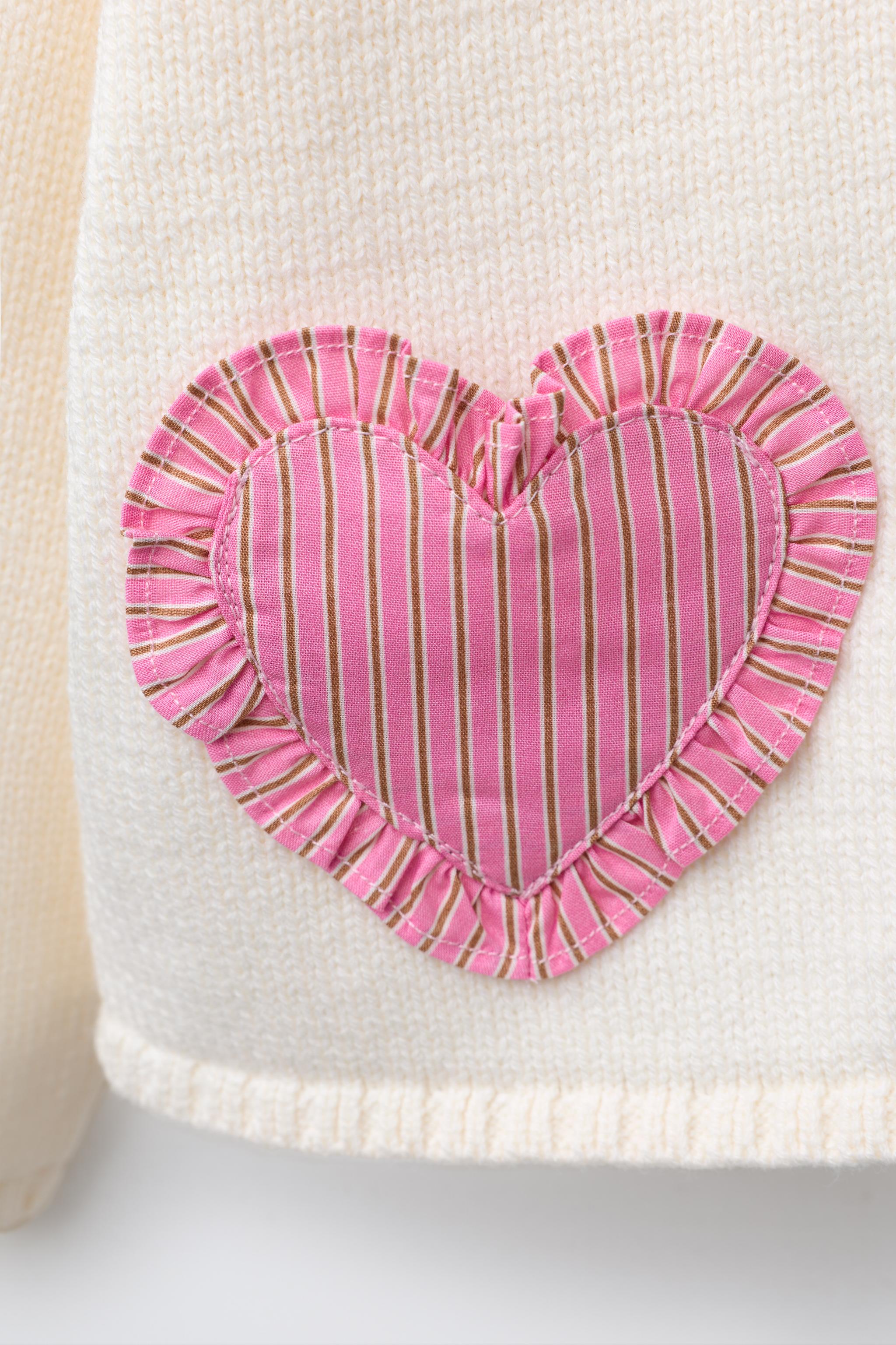 HEART POCKET CARDIGAN