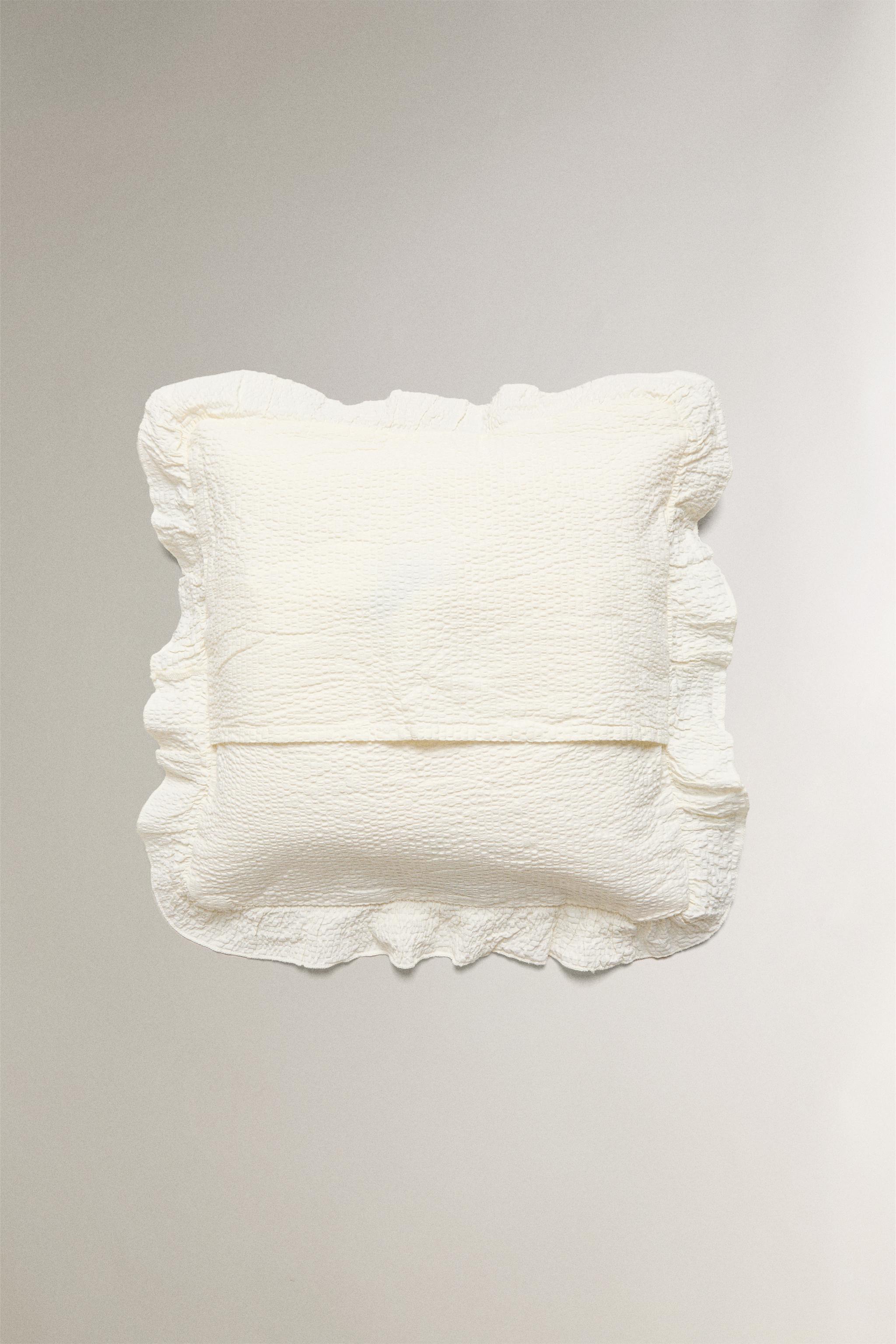 CHILDREN'S TEXTURED THROW PILLOW COVER