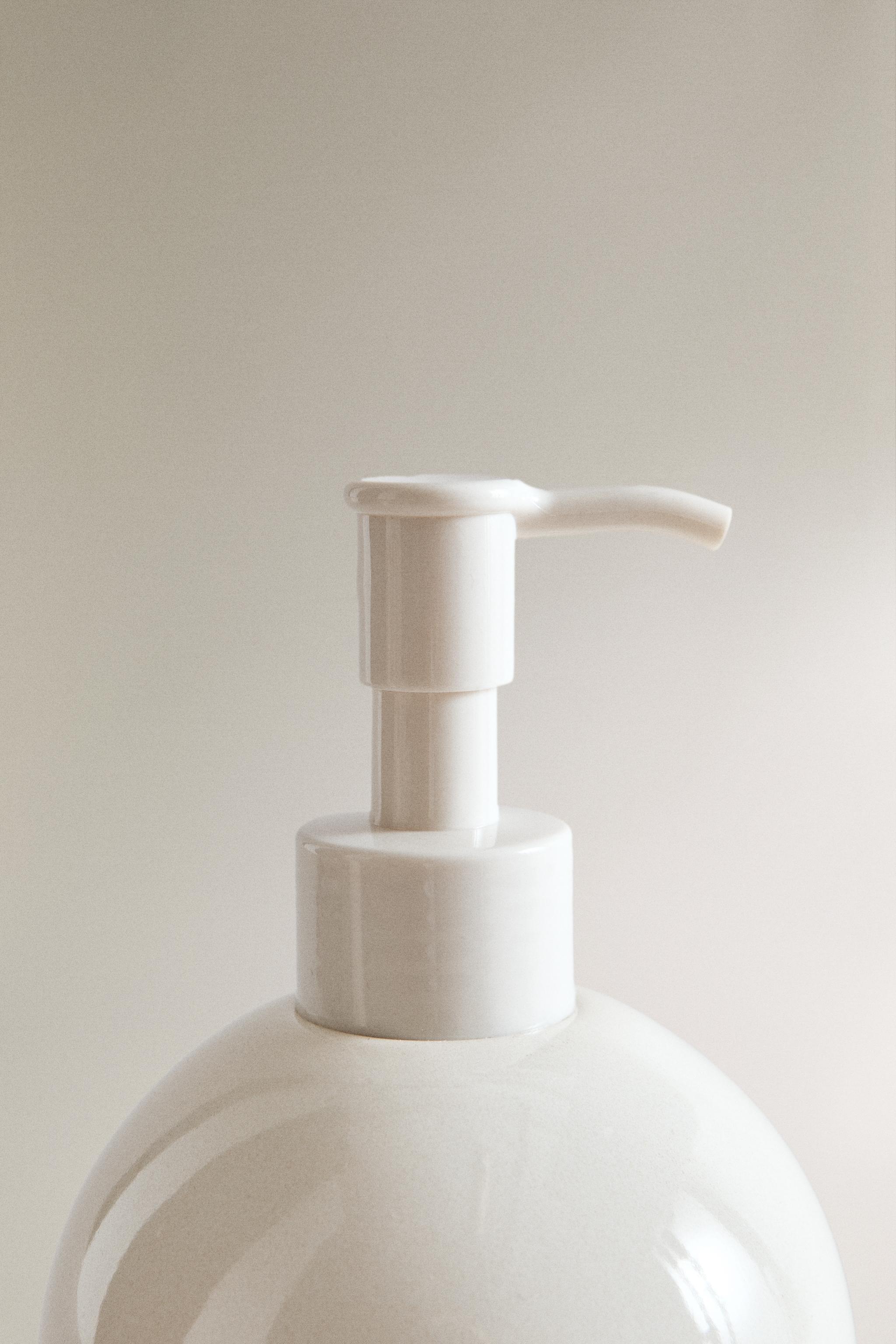 CHILDREN'S ELEPHANT SOAP DISPENSER