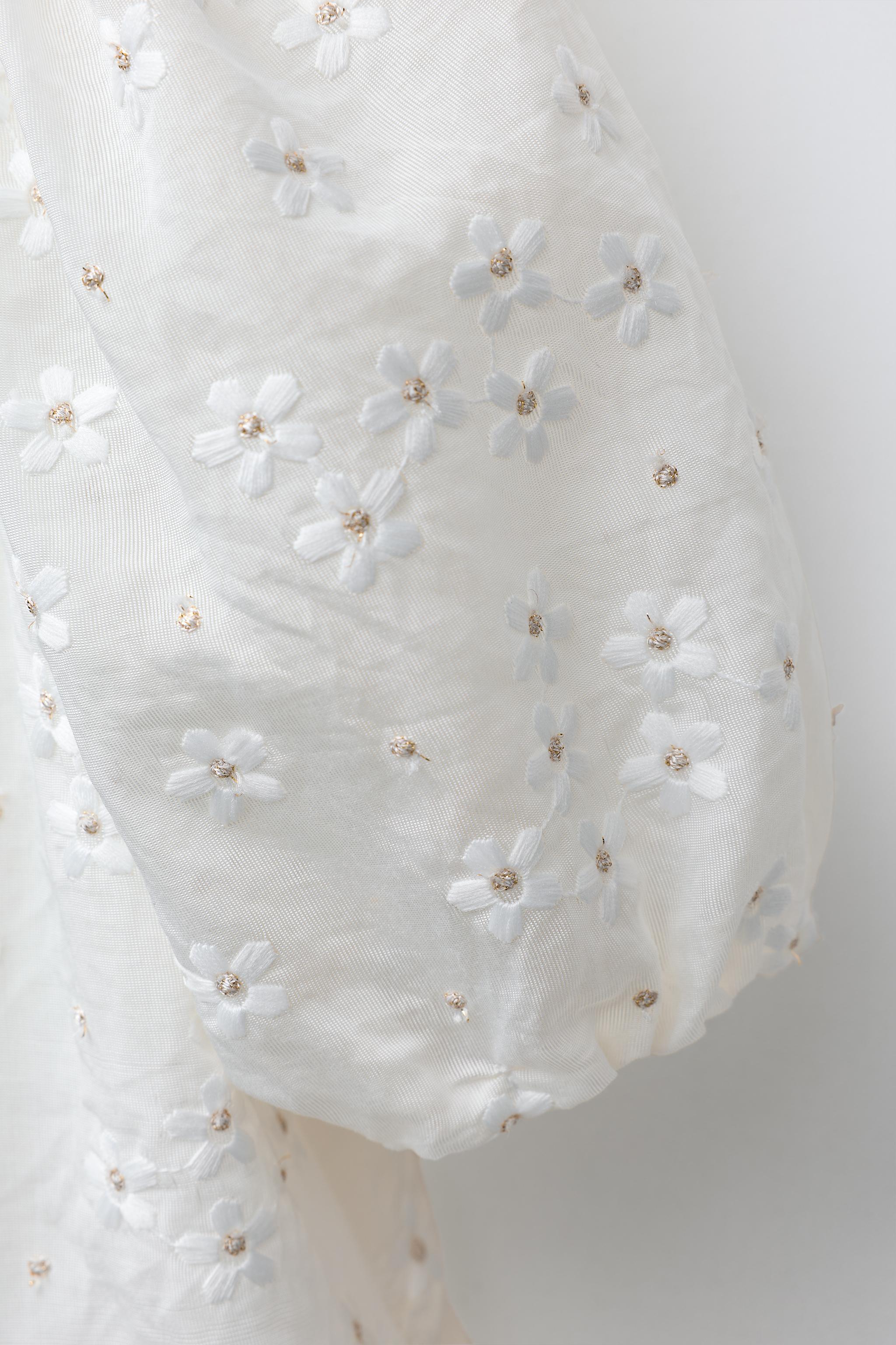 EMBROIDERED DAISY ORGANZA DRESS