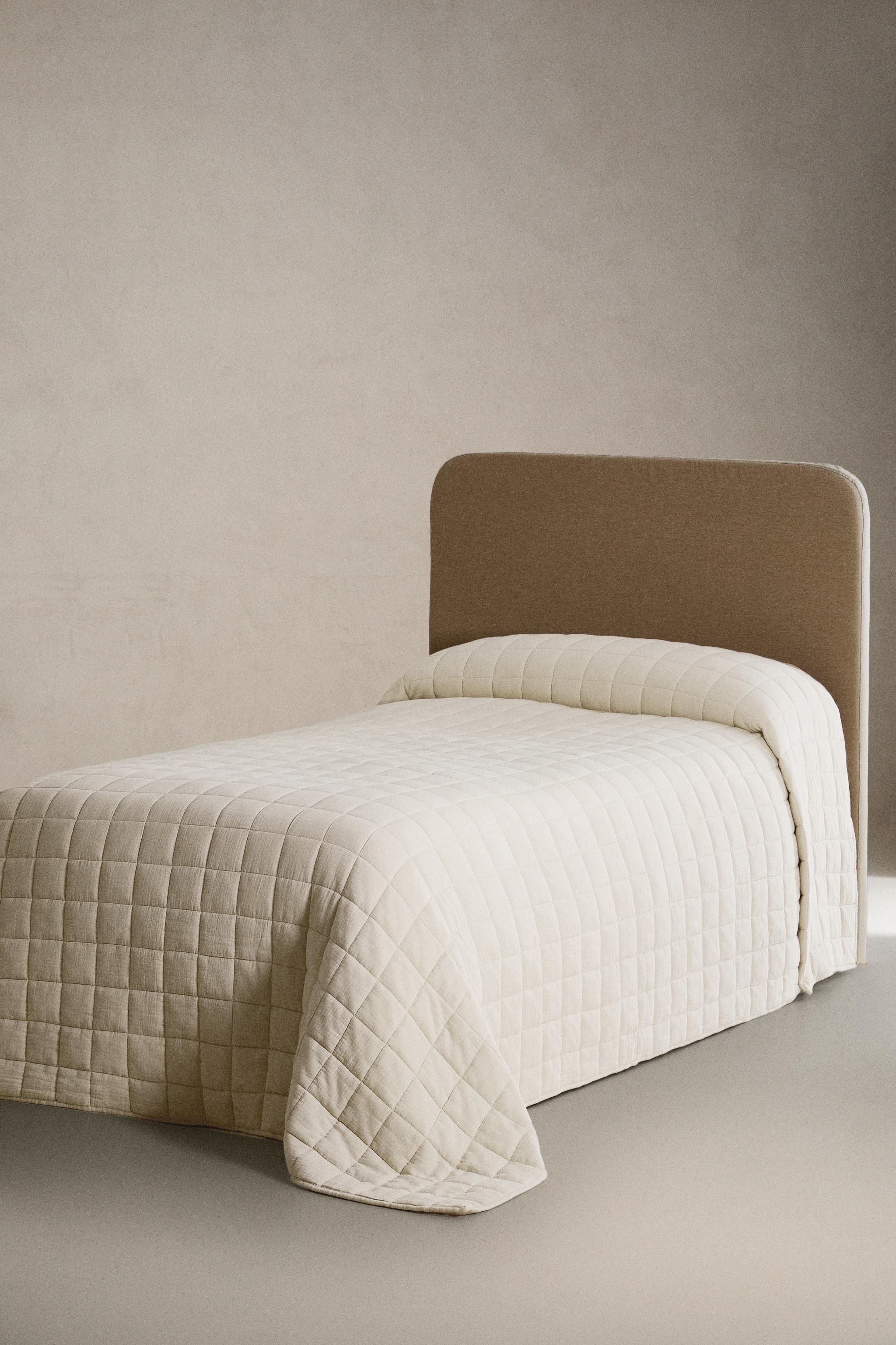 CHILDREN'S SQUARE MUSLIN QUILT