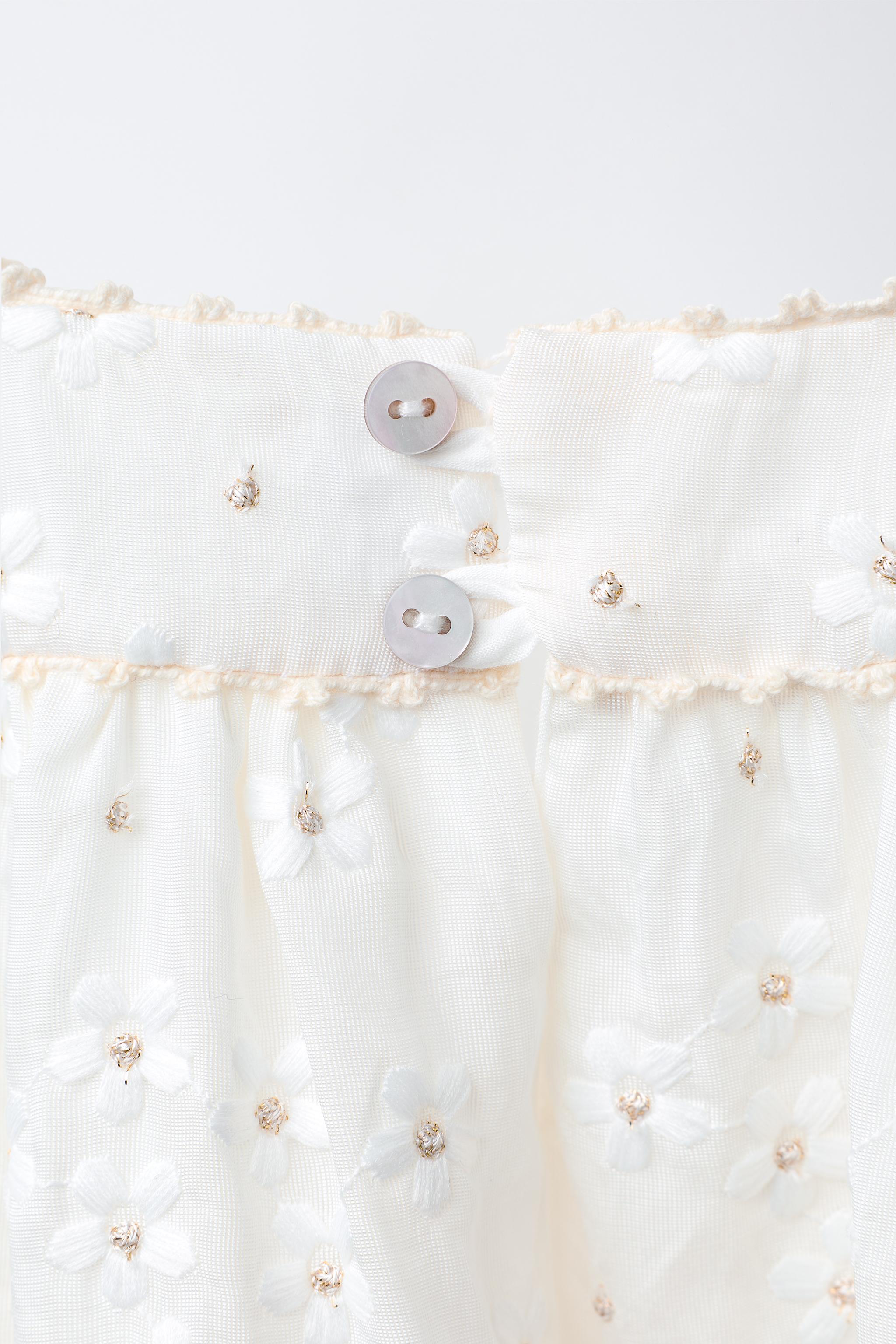 EMBROIDERED DAISY ORGANZA DRESS