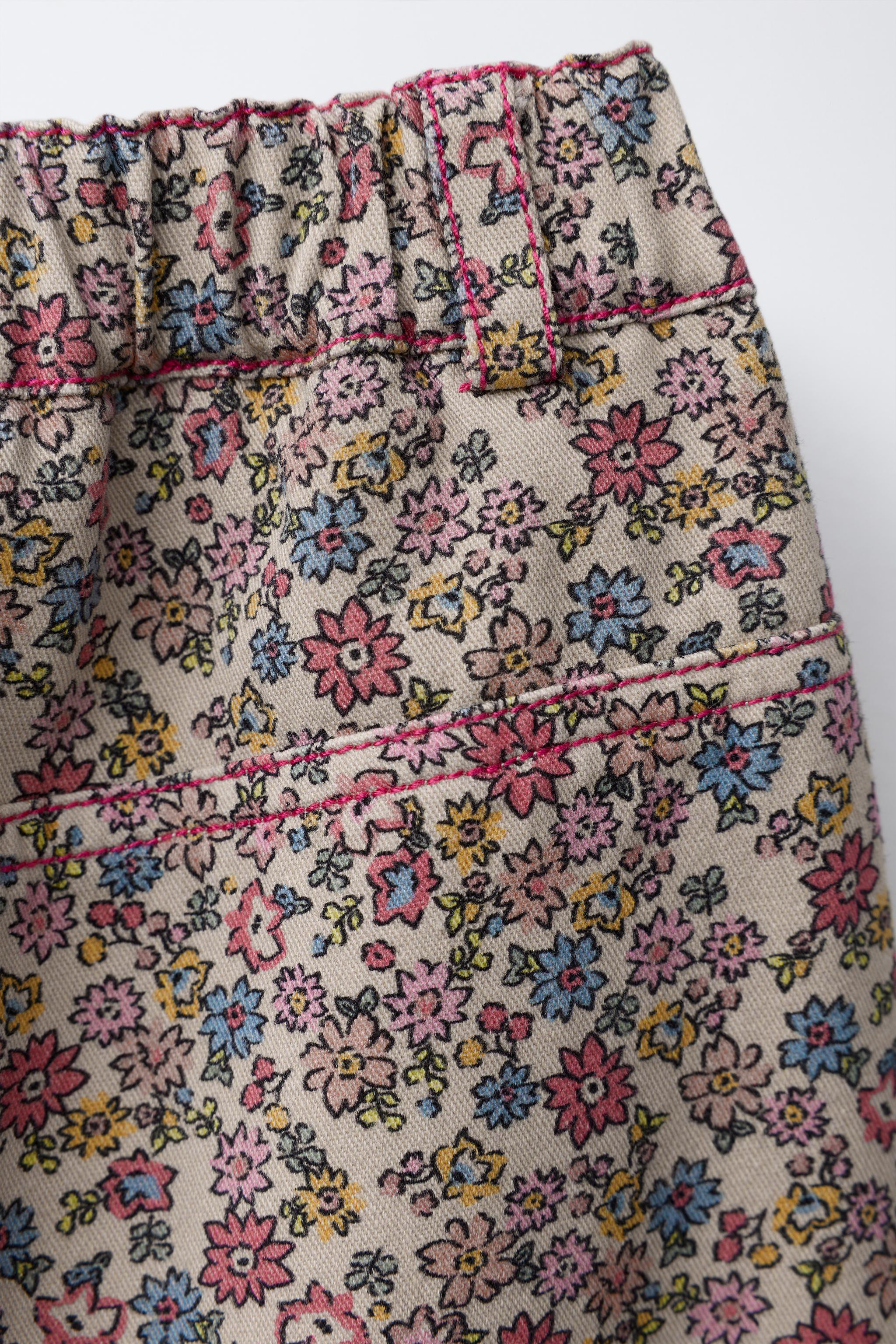 FLOWERED BAGGY PANTS