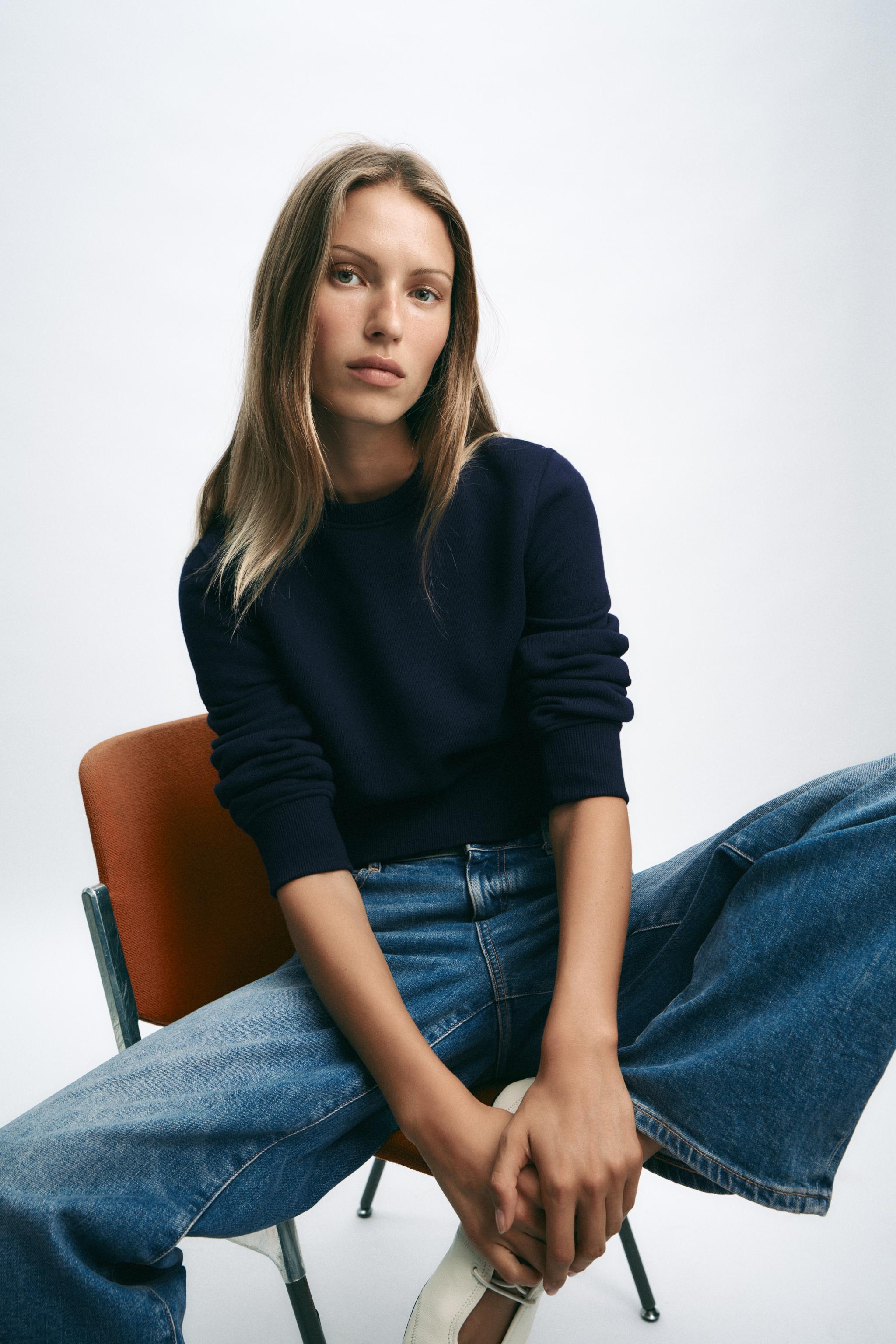 BASIC COTTON SWEATSHIRT