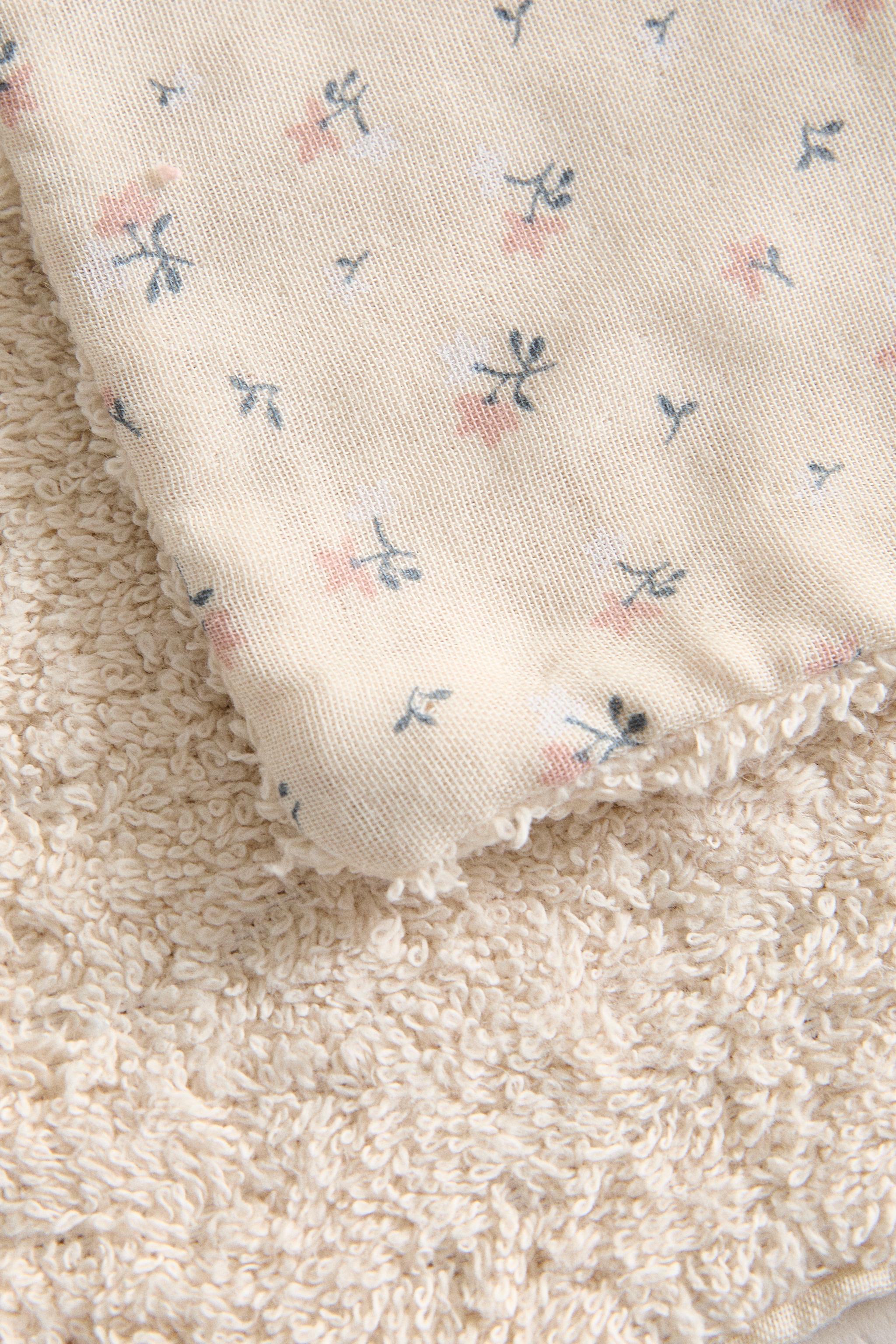 CHILDREN'S MINI TOWEL WITH TULIPS (SET OF 3)