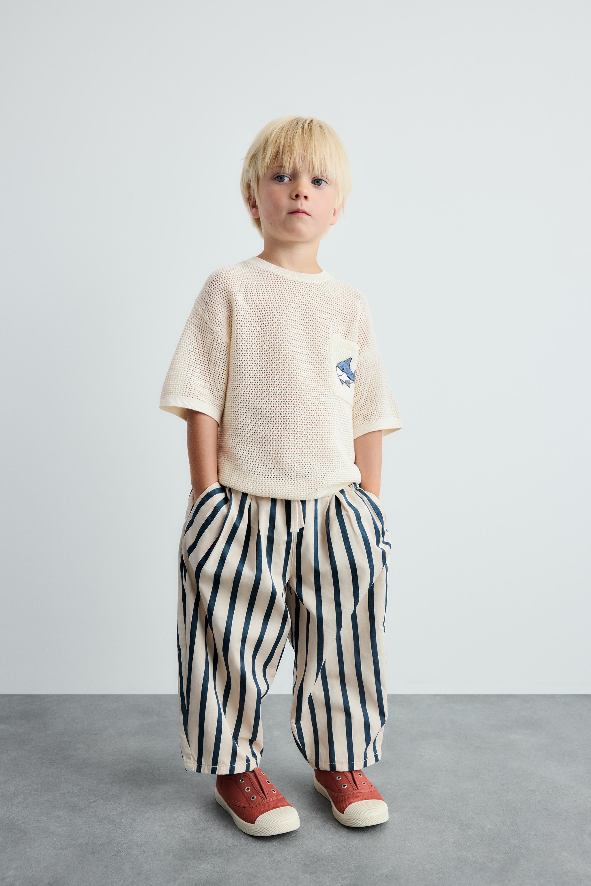 SHARK EMBROIDERED KNIT T-SHIRT