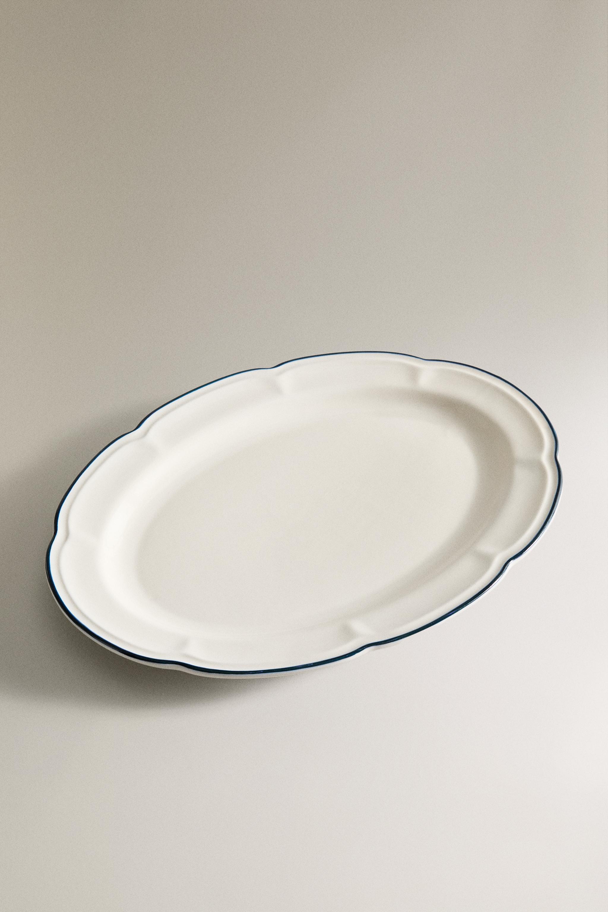 SERVING DISH WITH CONTRAST RIM