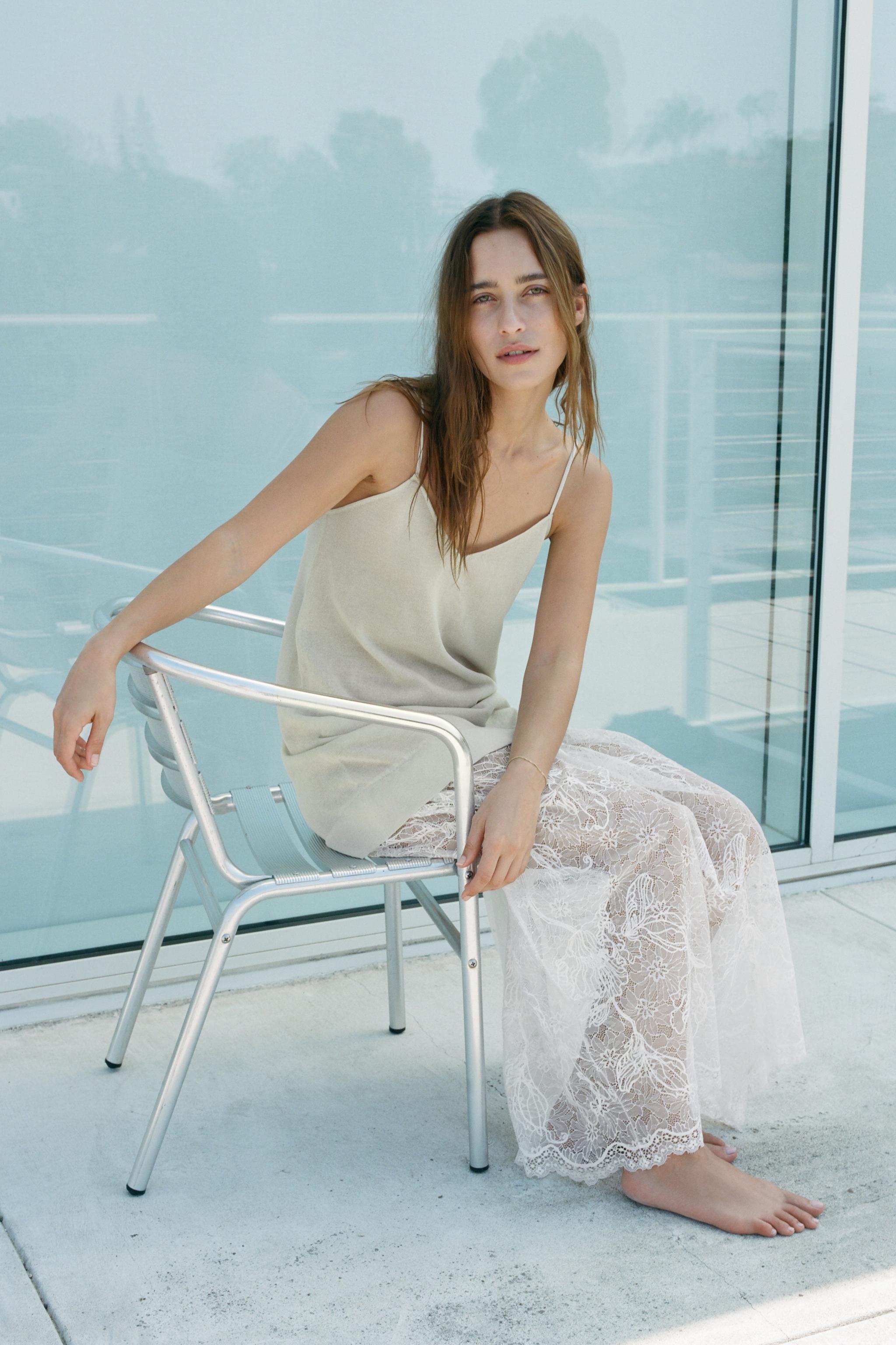 LACE COMBINATION KNIT DRESS