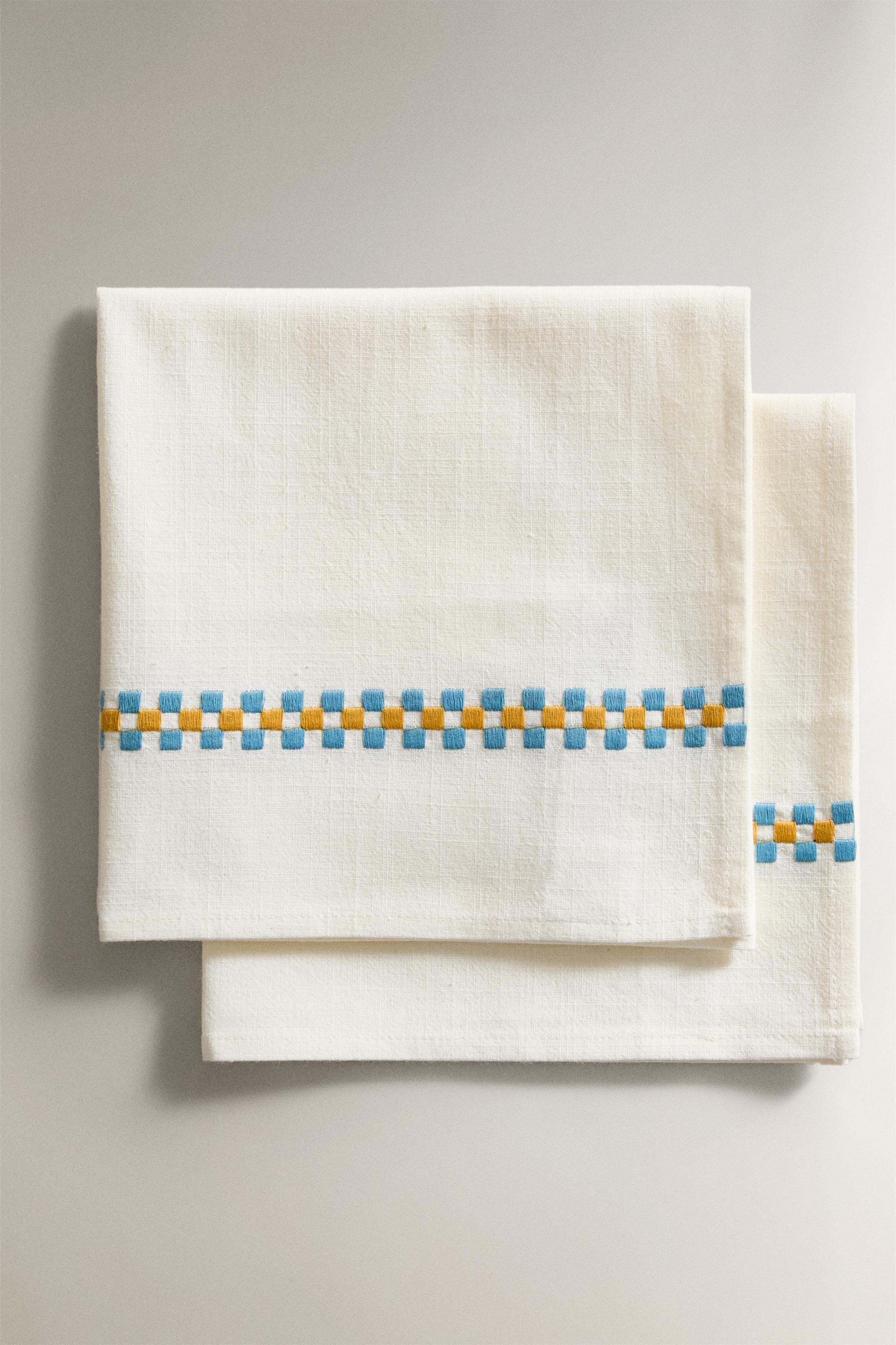 SET OF COTTON NAPKINS WITH MULTICOLORED BORDERS (SET OF 2)