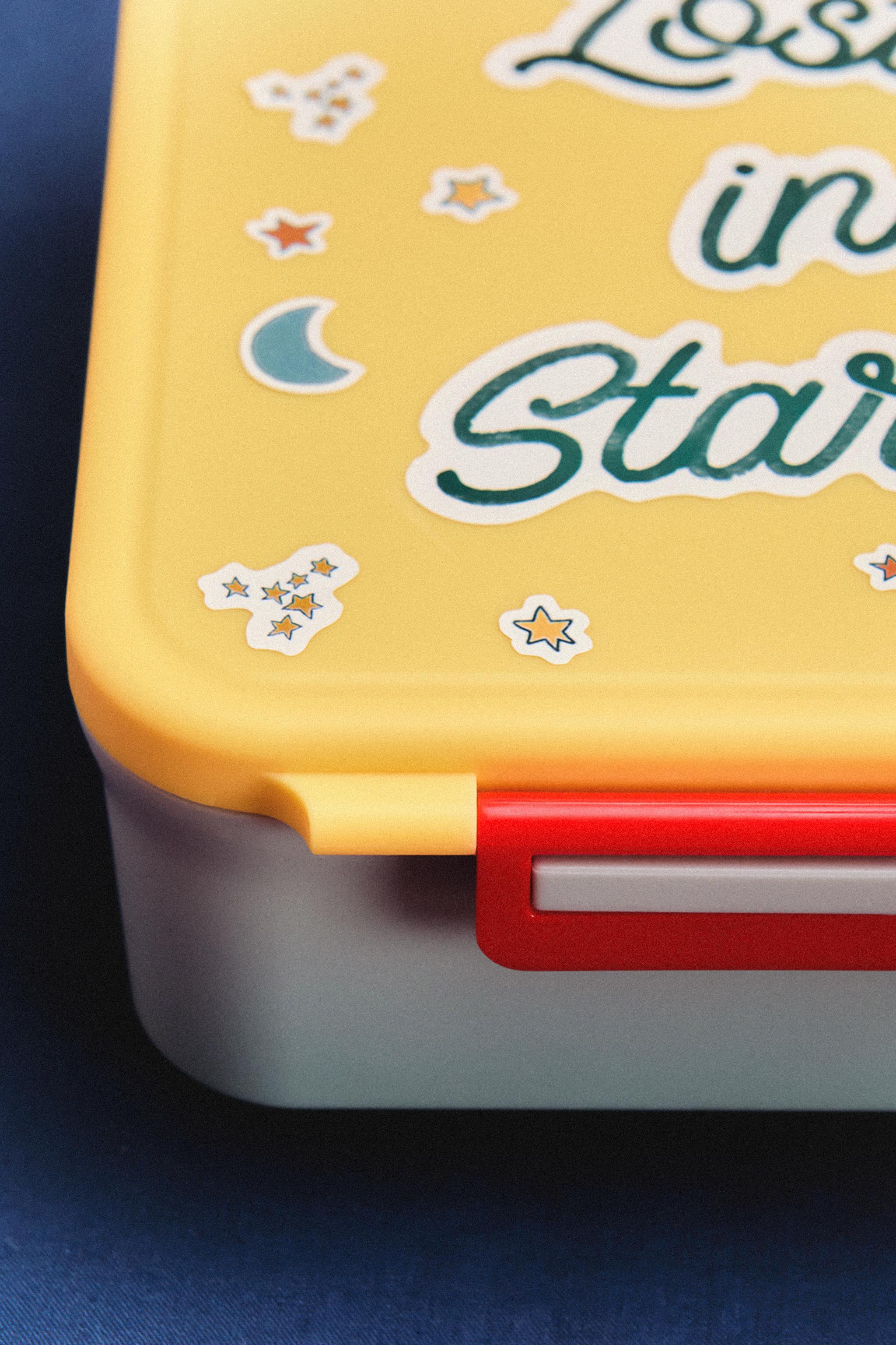CHILDREN'S LUNCHBOX WITH SPACE STICKERS