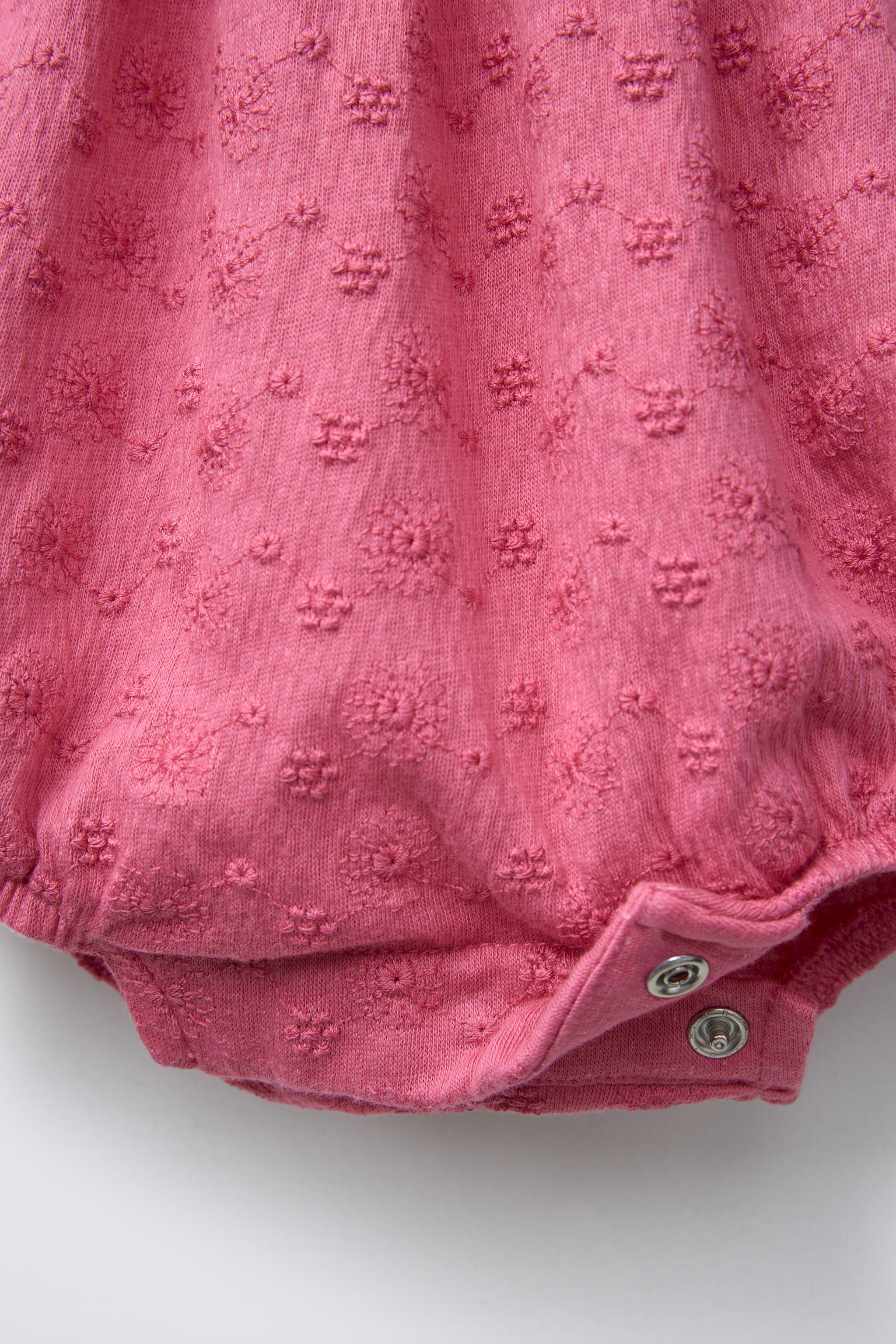 EMBROIDERED FLORAL BODYSUIT