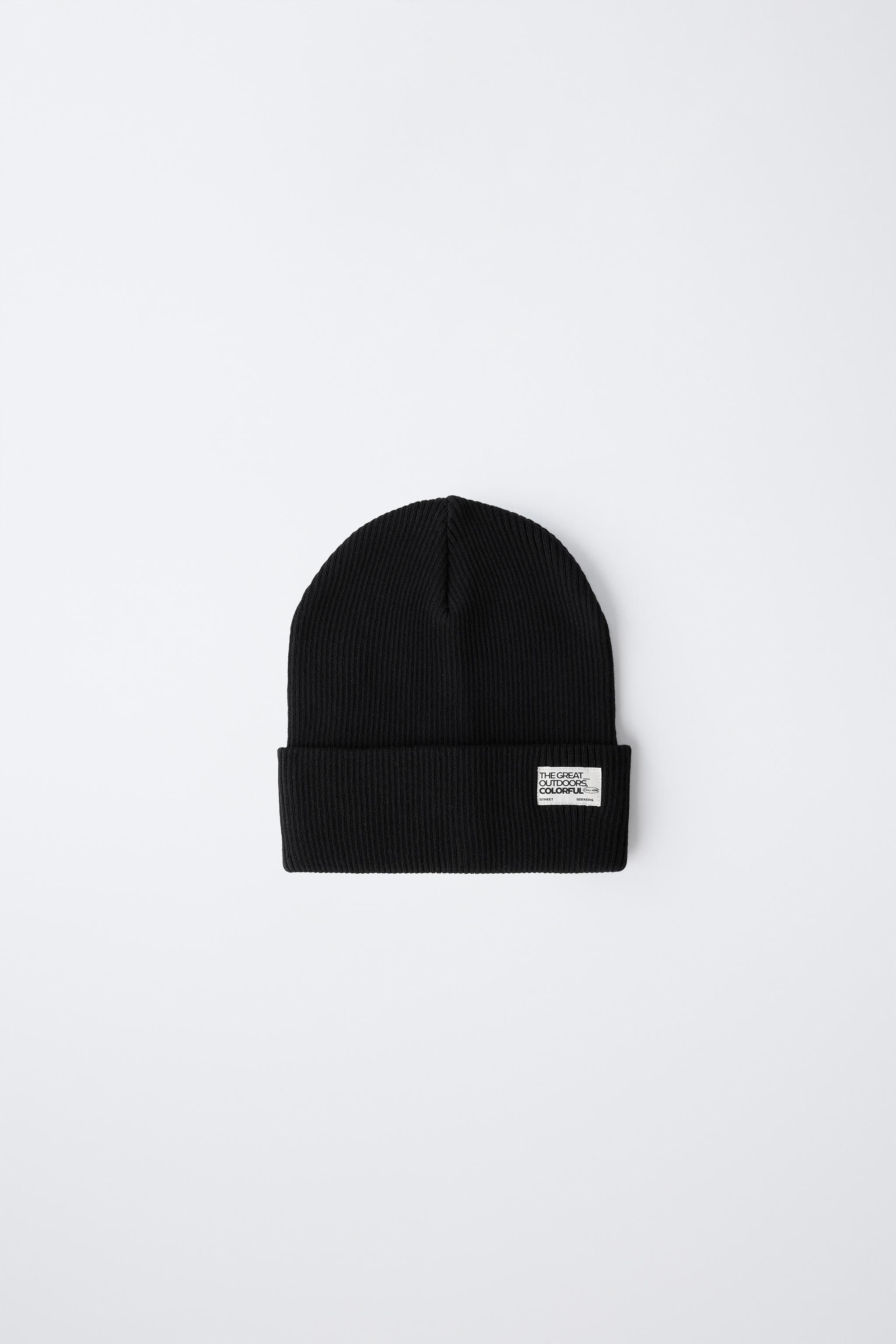 RIBBED KNIT HAT WITH LABEL