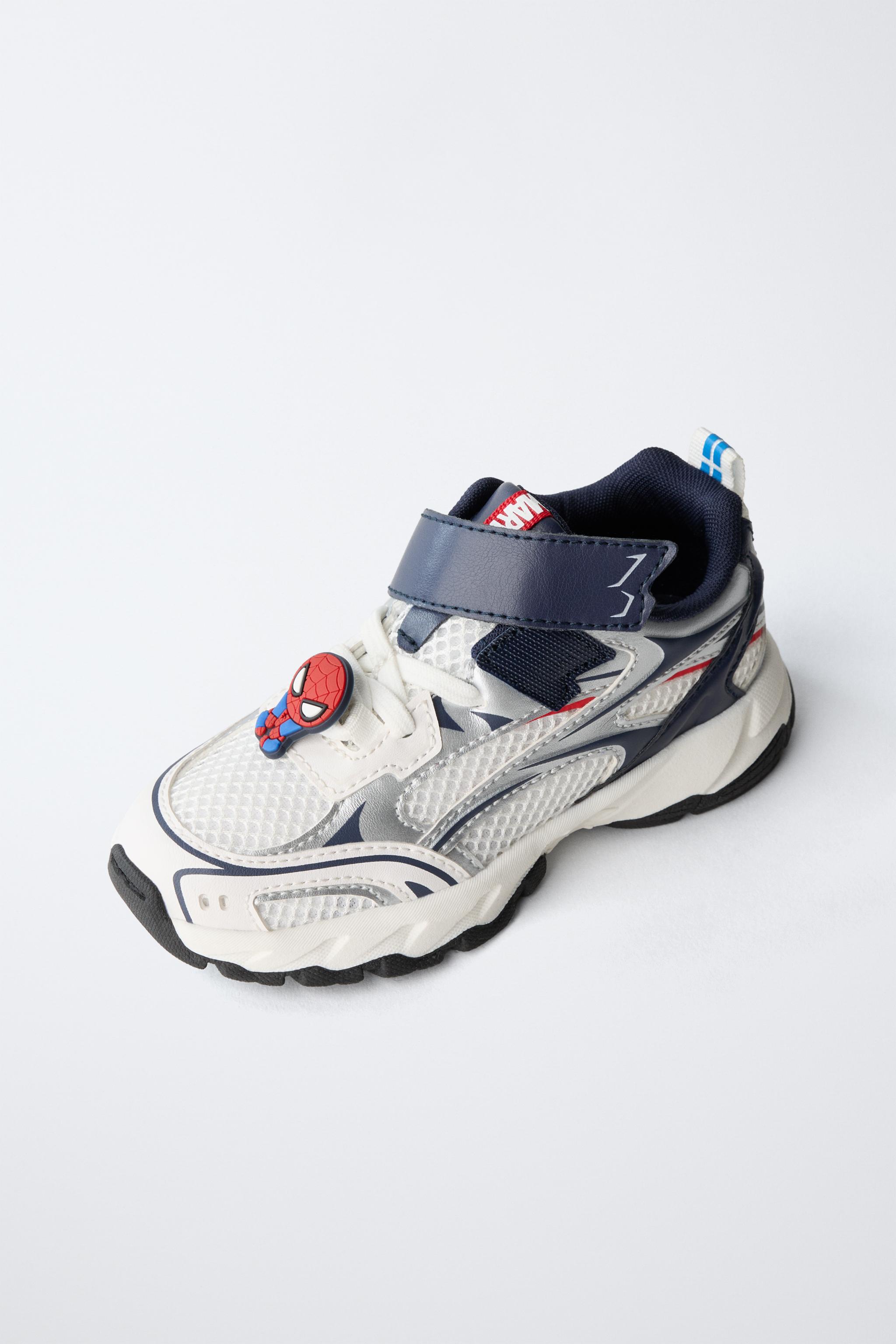 SPIDER-MAN © MARVEL SNEAKERS