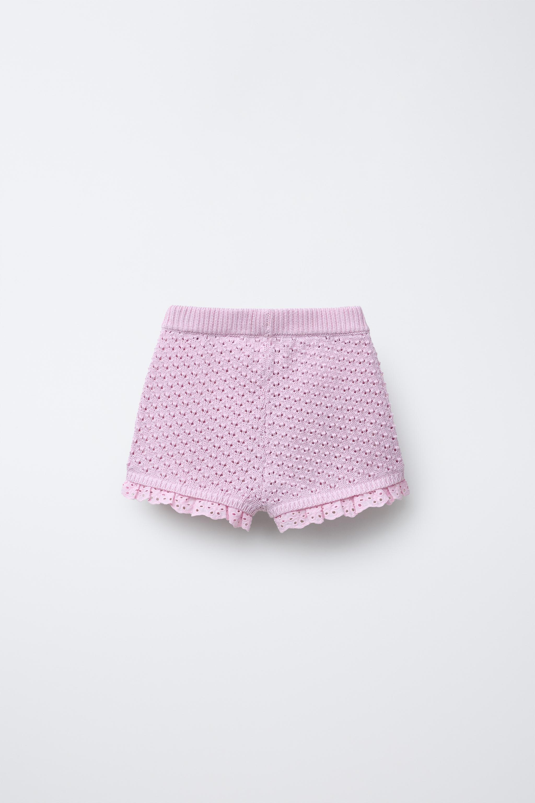 LACE TRIM KNIT SHORTS