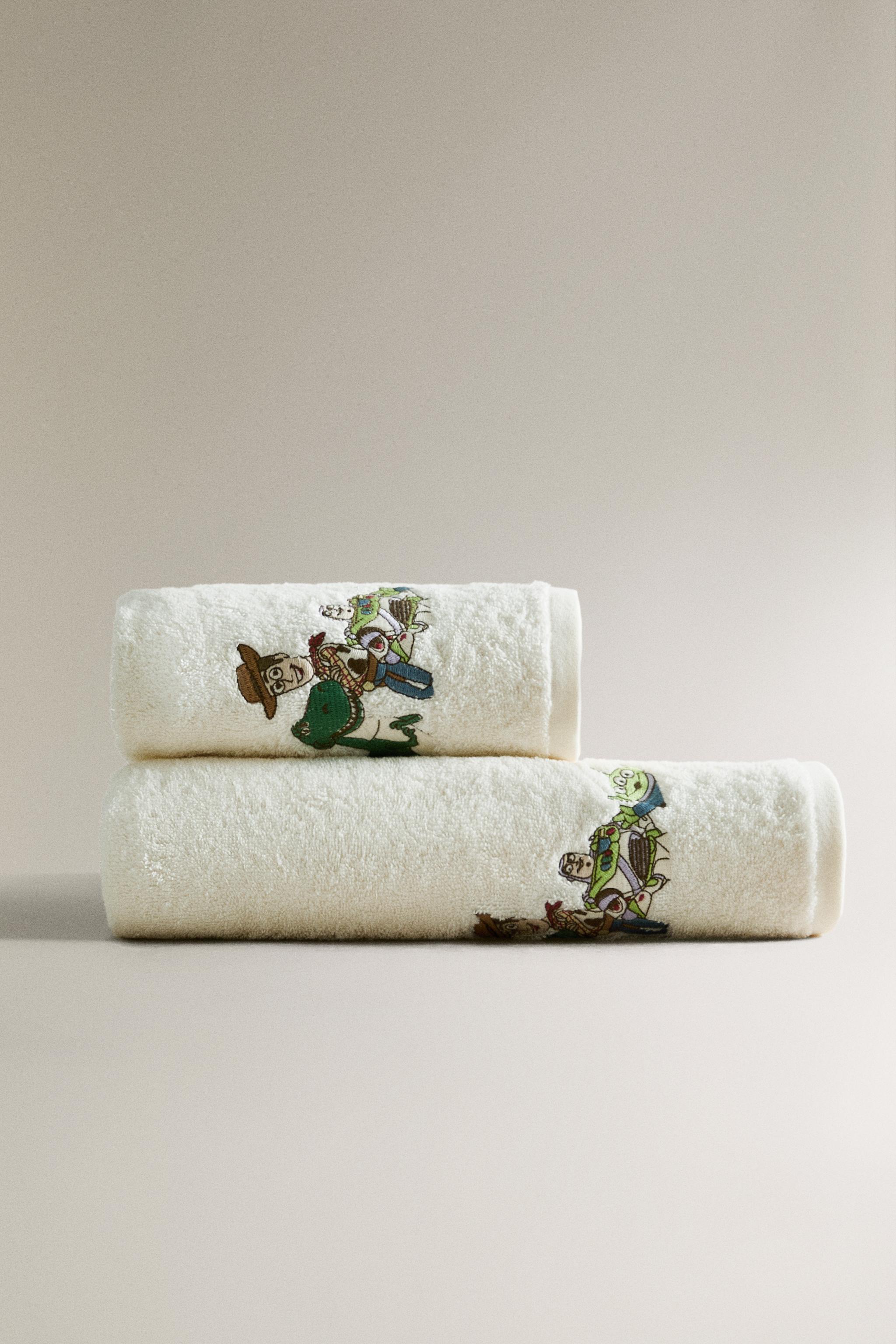 CHILDREN'S COTTON TERRYCLOTH TOWEL TOY STORY ©DISNEY/PIXAR