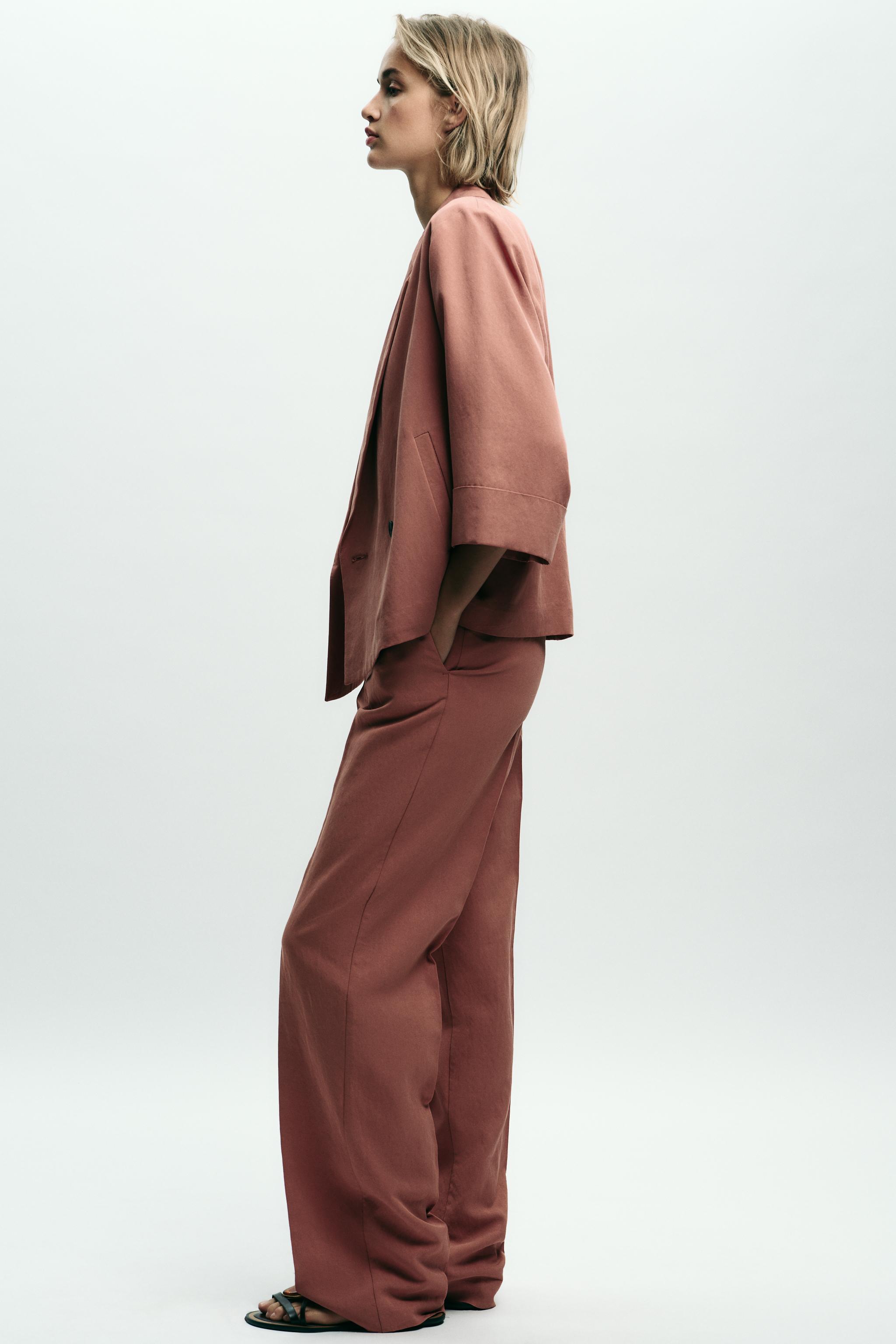 DOUBLE-BREASTED FRENCH SLEEVE BLAZER