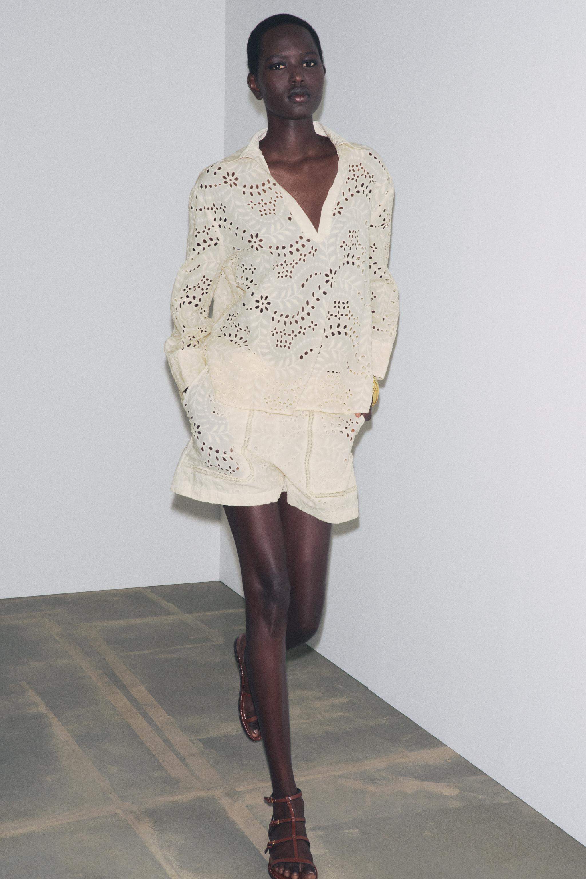 ZW COLLECTION PERFORATED EMBROIDERY SHIRT